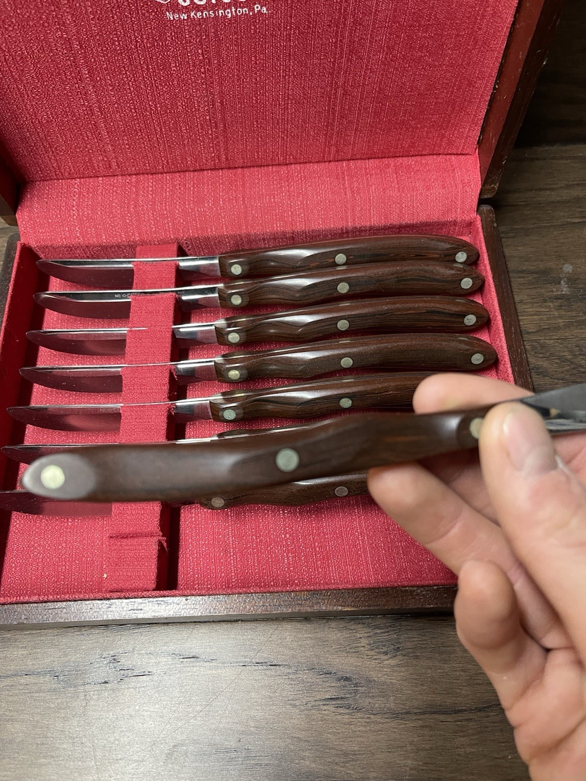 CUTCO BRAND MODEL 59 SMOOTH STEAK TABLE KNIVES SET OF 8 IN BOX 241 7079