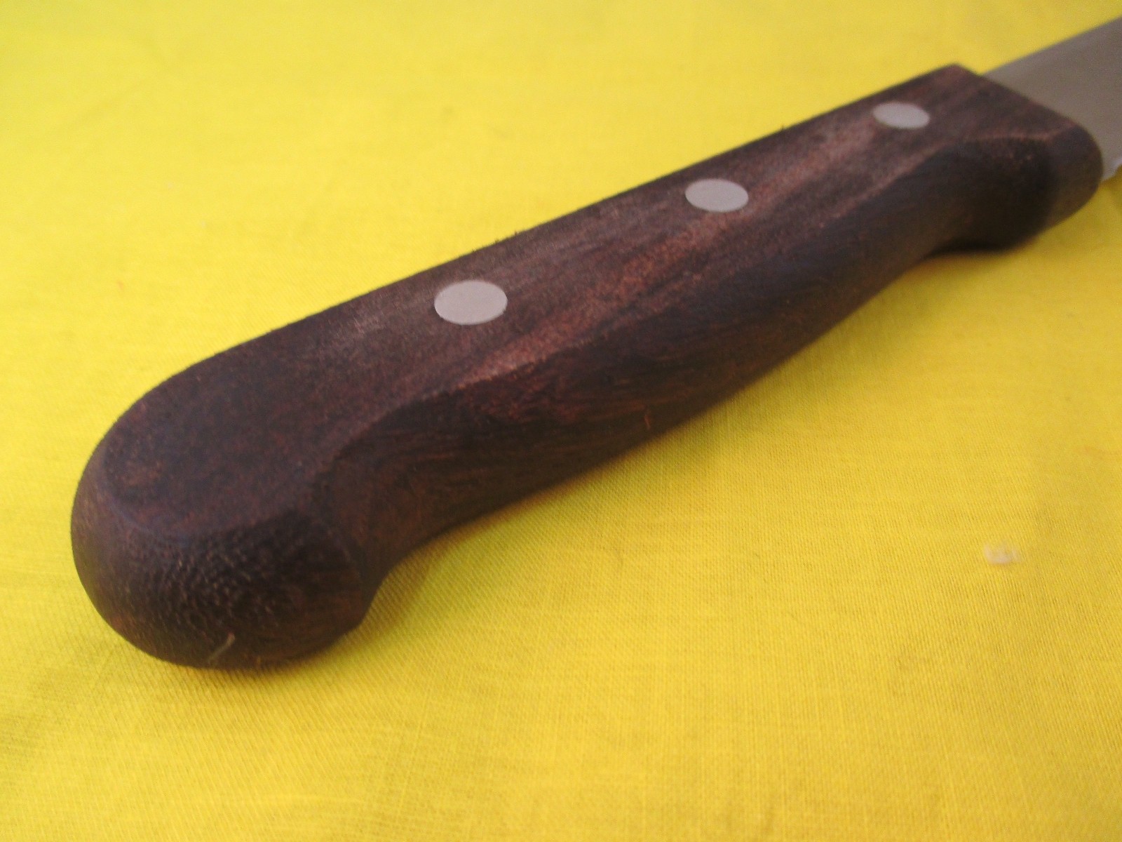 Forschner 14 inch Sem-Flexible Serrated Bread/Slicer Knife, Rosewood Handle