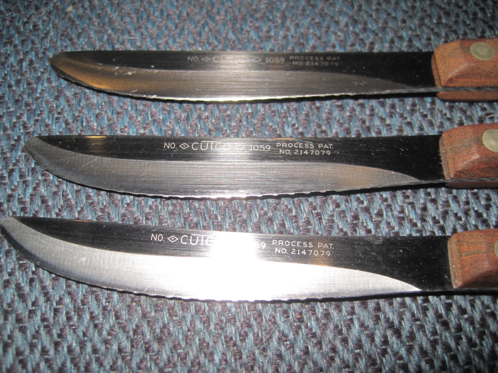 VTG Set of Three (3)three Cutco USA 1059 Serrated Steak Knives Brown Wood Handle