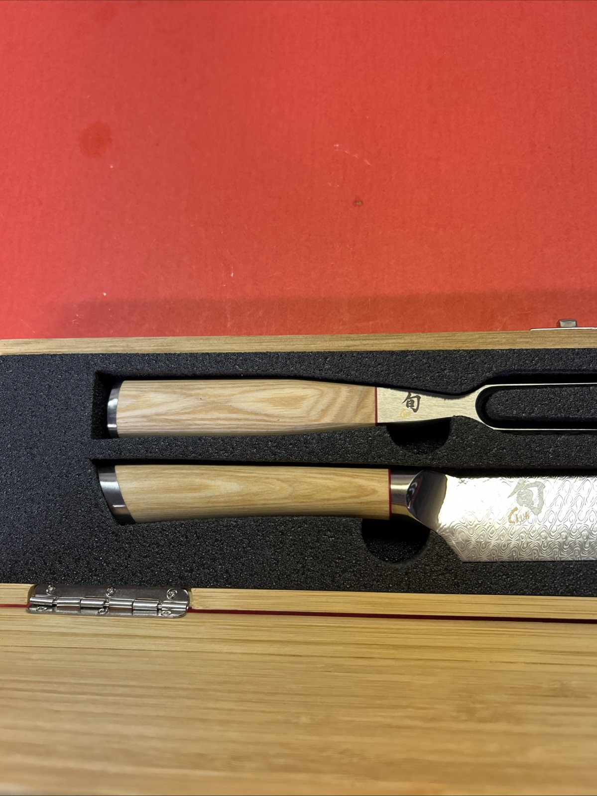 Shun Hikari 2pc Carving Set Hikari Carving Fork And Hikari Slicing 9”. NEW