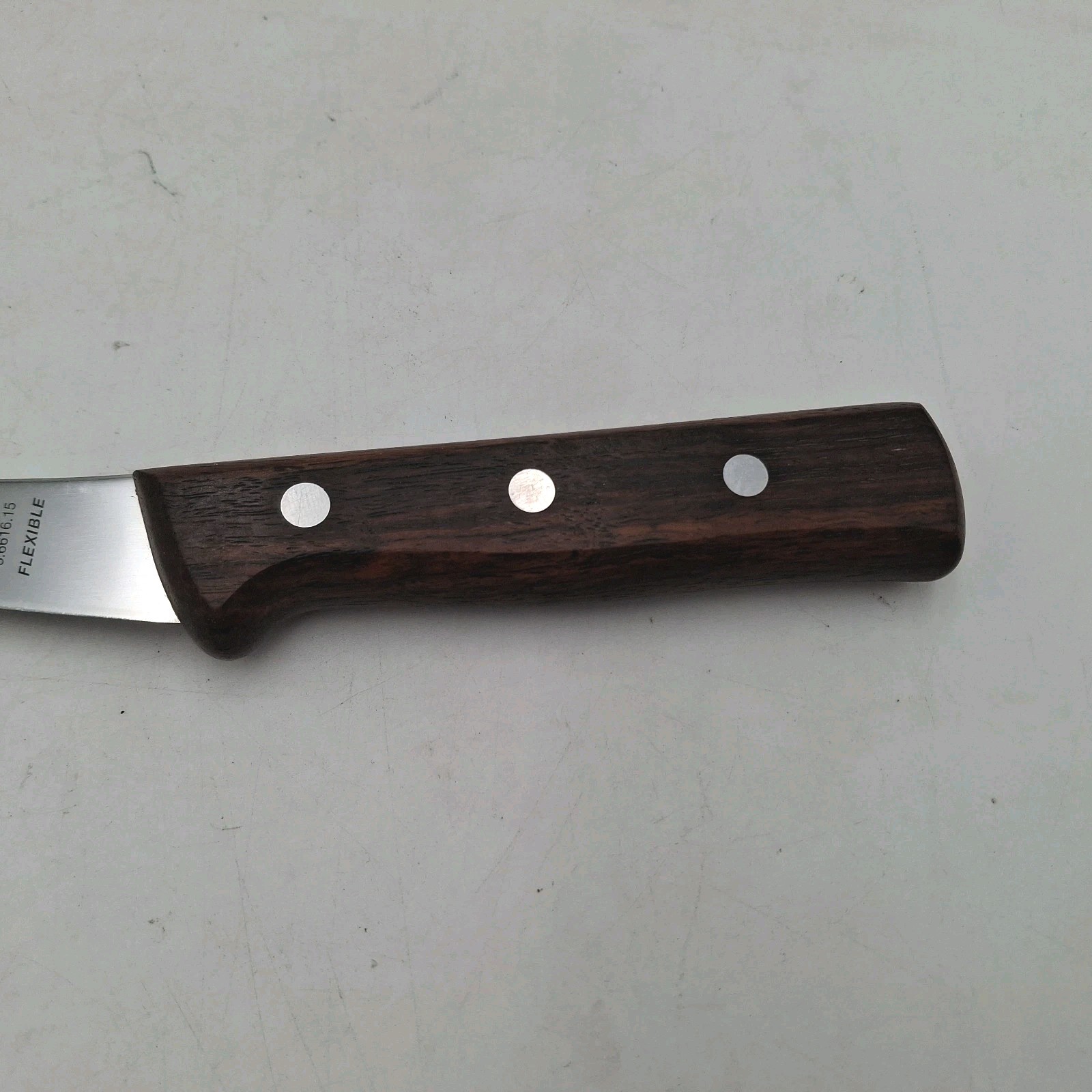 Victorinox 5.6616.15 Stainless Flexible 6″ Curved Boning Knife Rosewood Handle