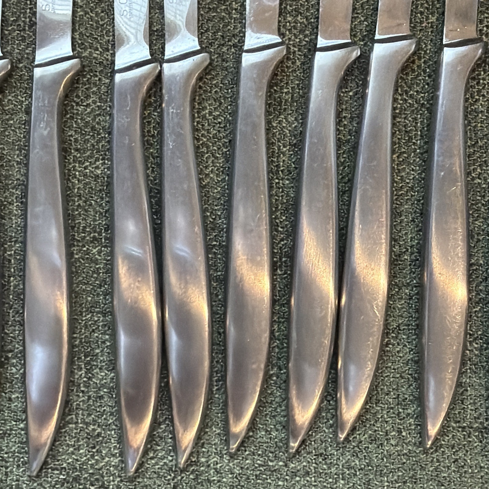 Lot of 11 SCC Italy Stainless Steel Steak Knives Serrated Modern Flatware