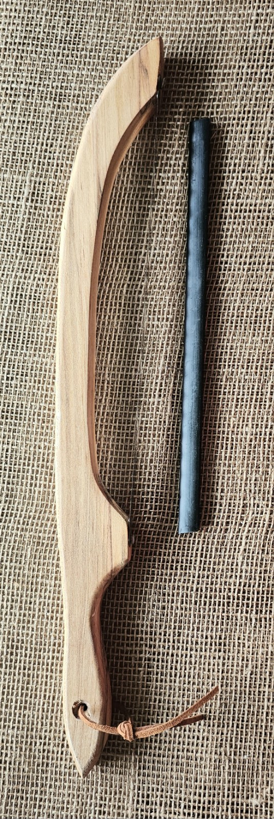 Wooden Bow Fiddle Bread Serrated Knife 16.5″ Blade 9.5″