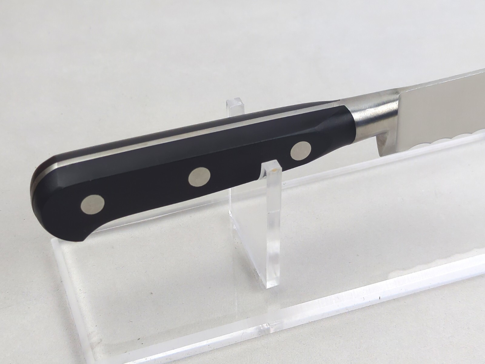 Henckels COUTEAU 8 in BREAD KNIFE (31513-200), Stainless Steel, Made in SPAIN