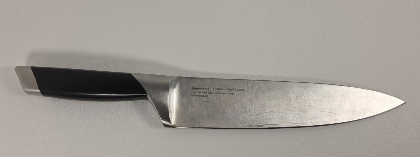 Tupperware Chef Series Pro 8″ Chefs Knife Hand Polished Japanese Stainless Steel