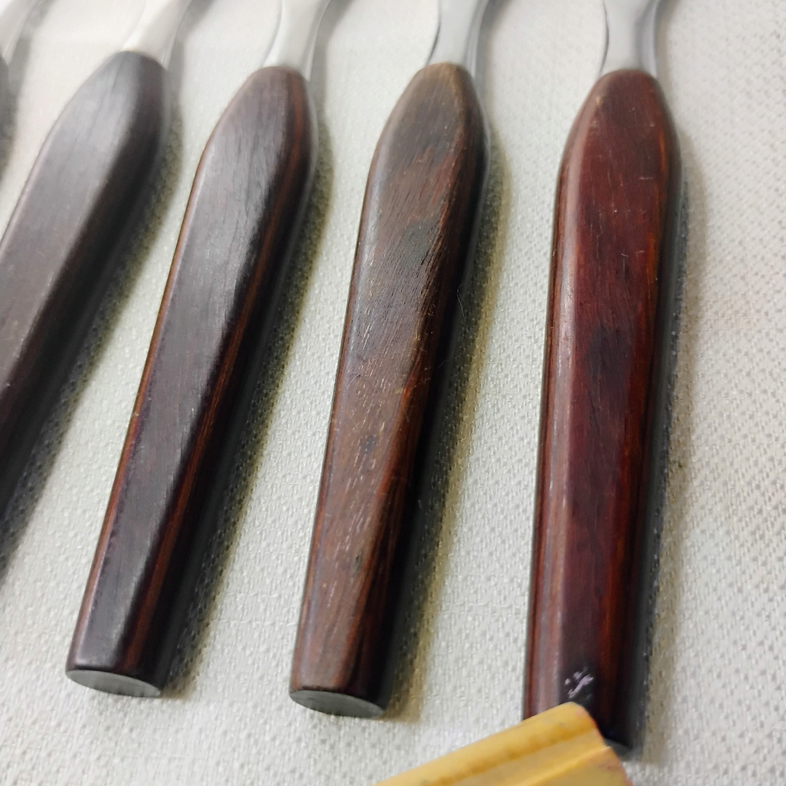 Vintage Teak Wood Fleetwood Designs Stainless Steak Knives Set of 5 8.25″ MCM