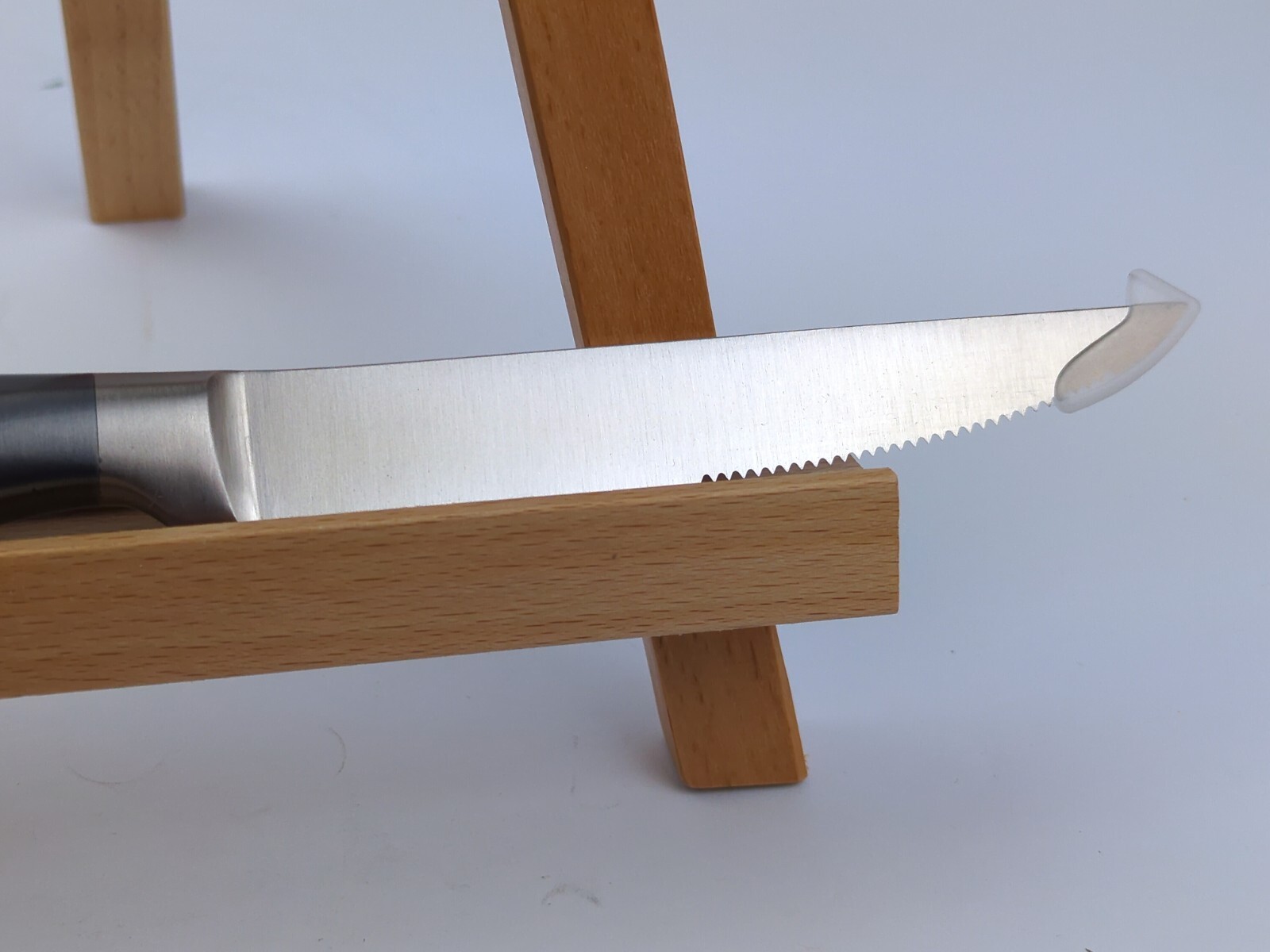 J.A. Henckels FORGED GRAPHITE 4.5 in Serrated STEAK Knife Single, NEW!