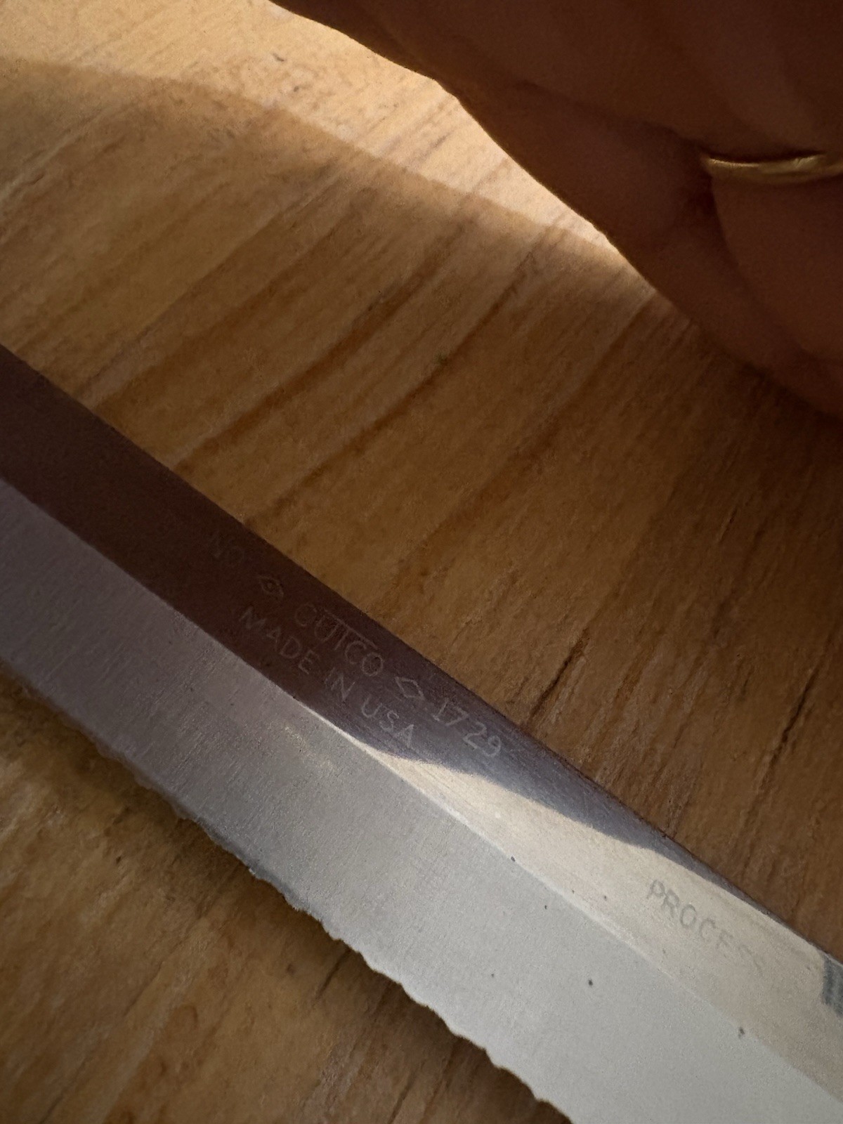 Cutco Serrated Slicing Carving Knife 1729 Dark Brown Handle Made in USA Vintage
