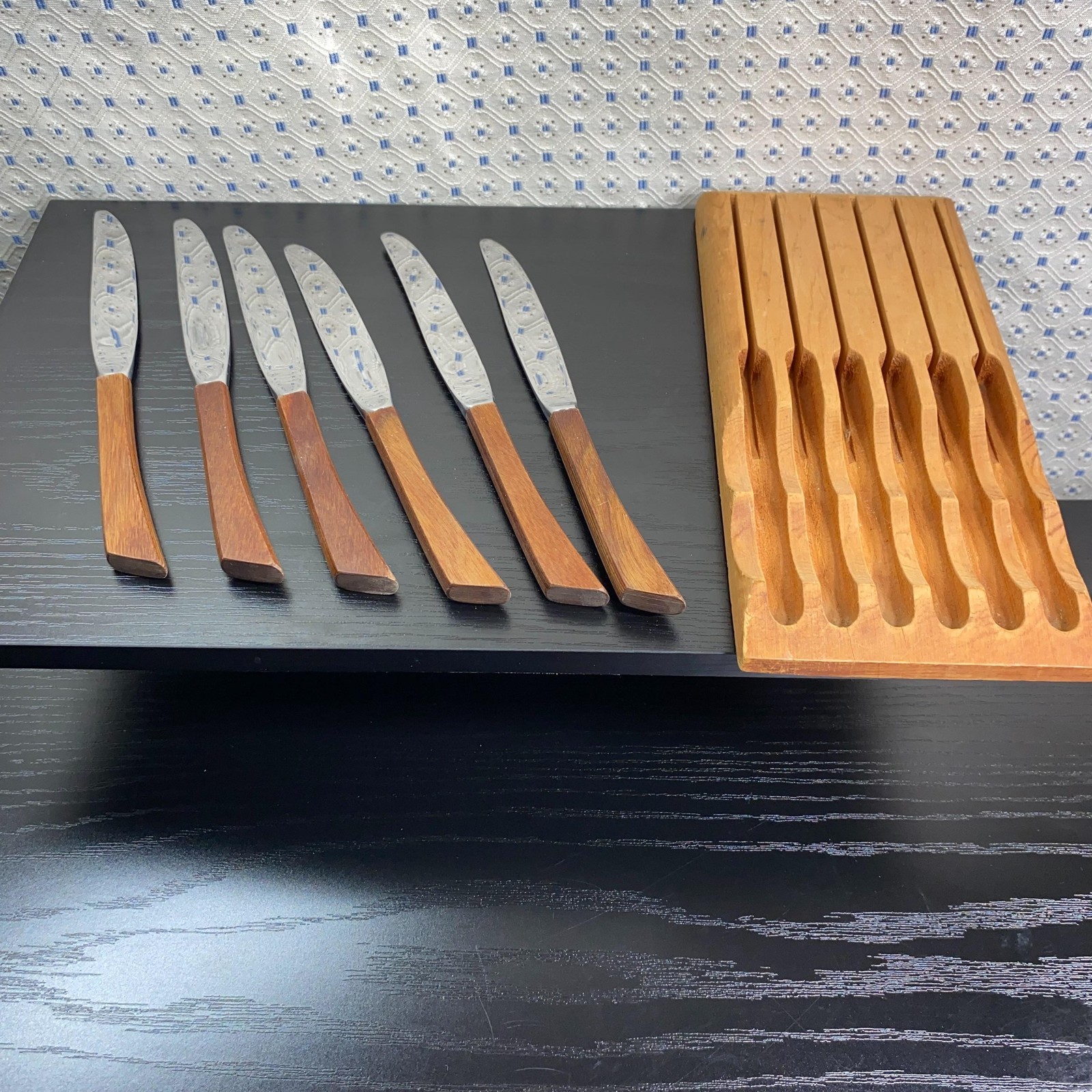 Vintage Steak Knives Set Of 7 Teak Wood Handles Stainless With Tray Brown MCM