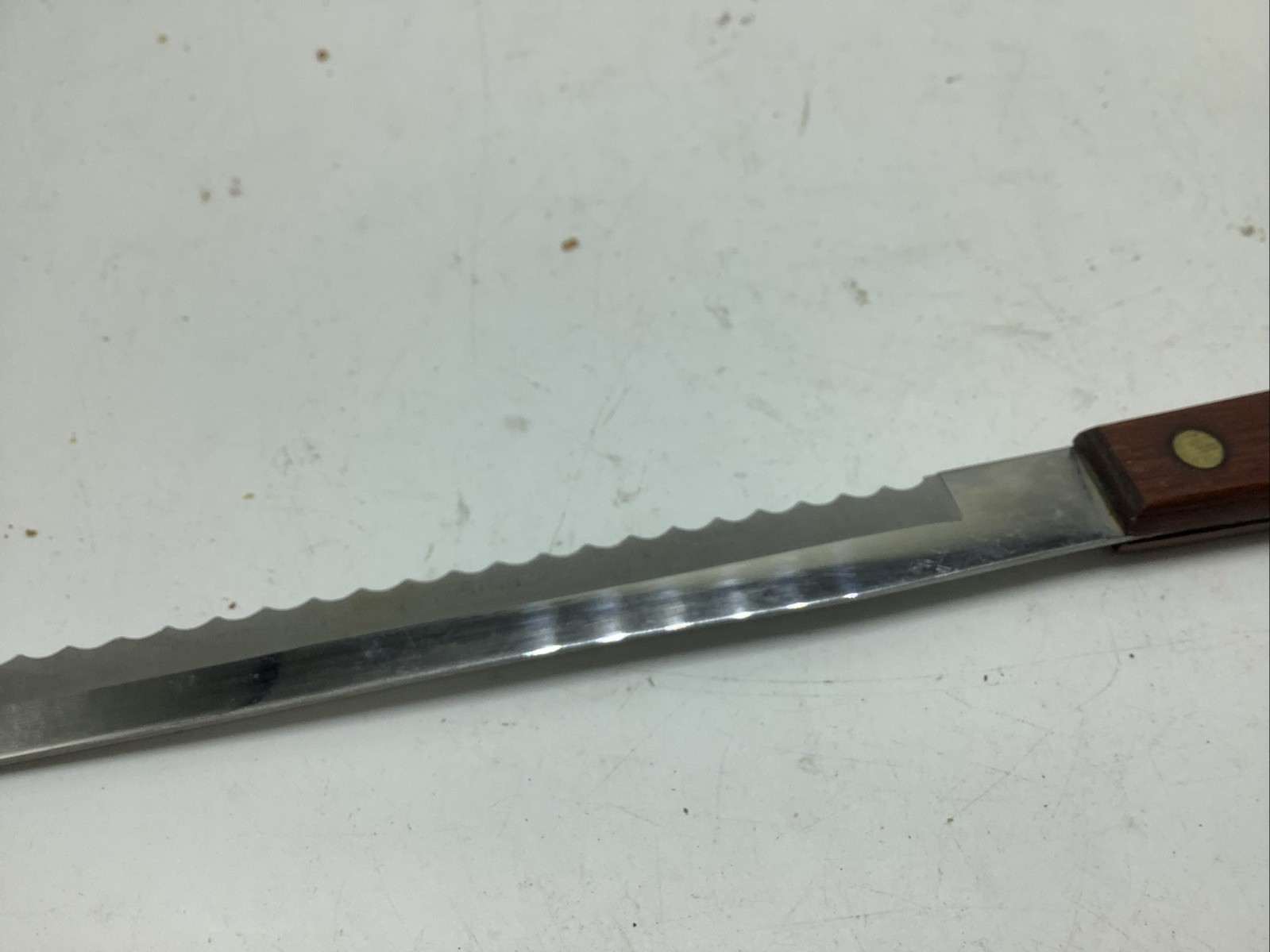Robinson Knife Co. 9 Inch Serrated Bread Knife With Wood Handle