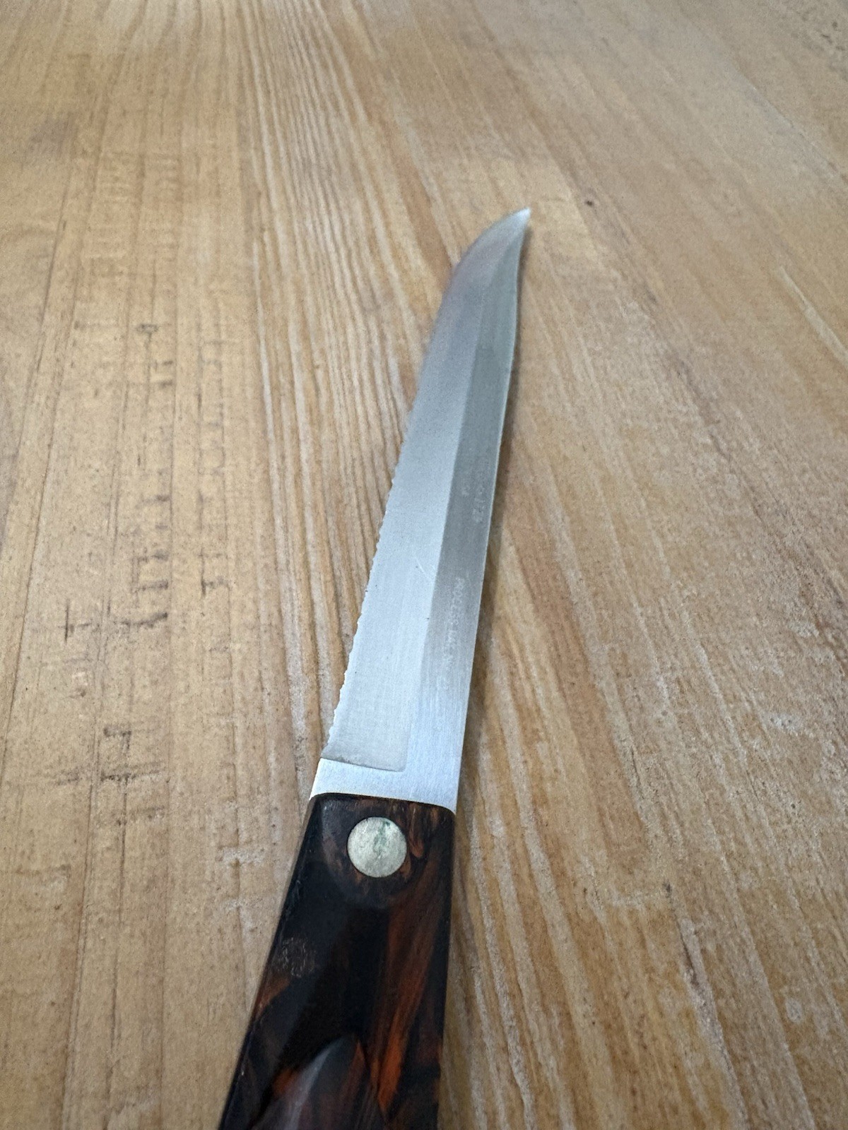 Cutco Serrated Slicing Carving Knife 1729 Dark Brown Handle Made in USA Vintage