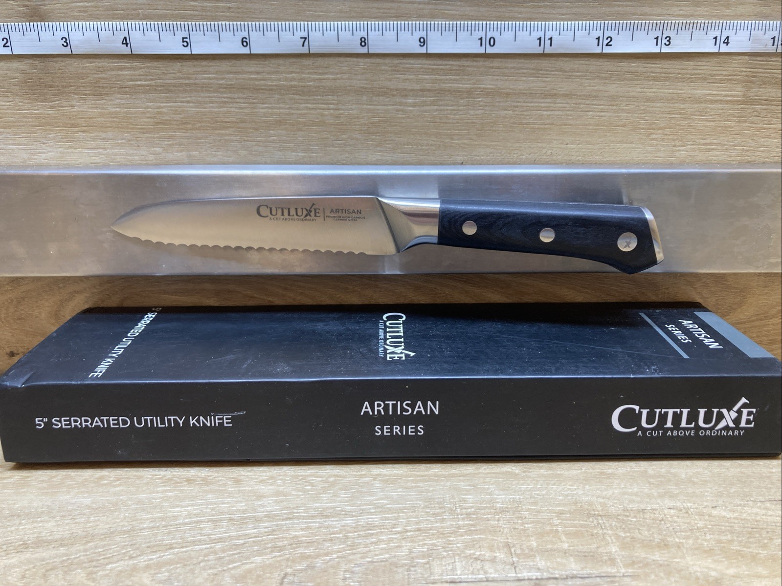 Artisan Series Cutluxe 5 Serrated Utility Kitchen Knife