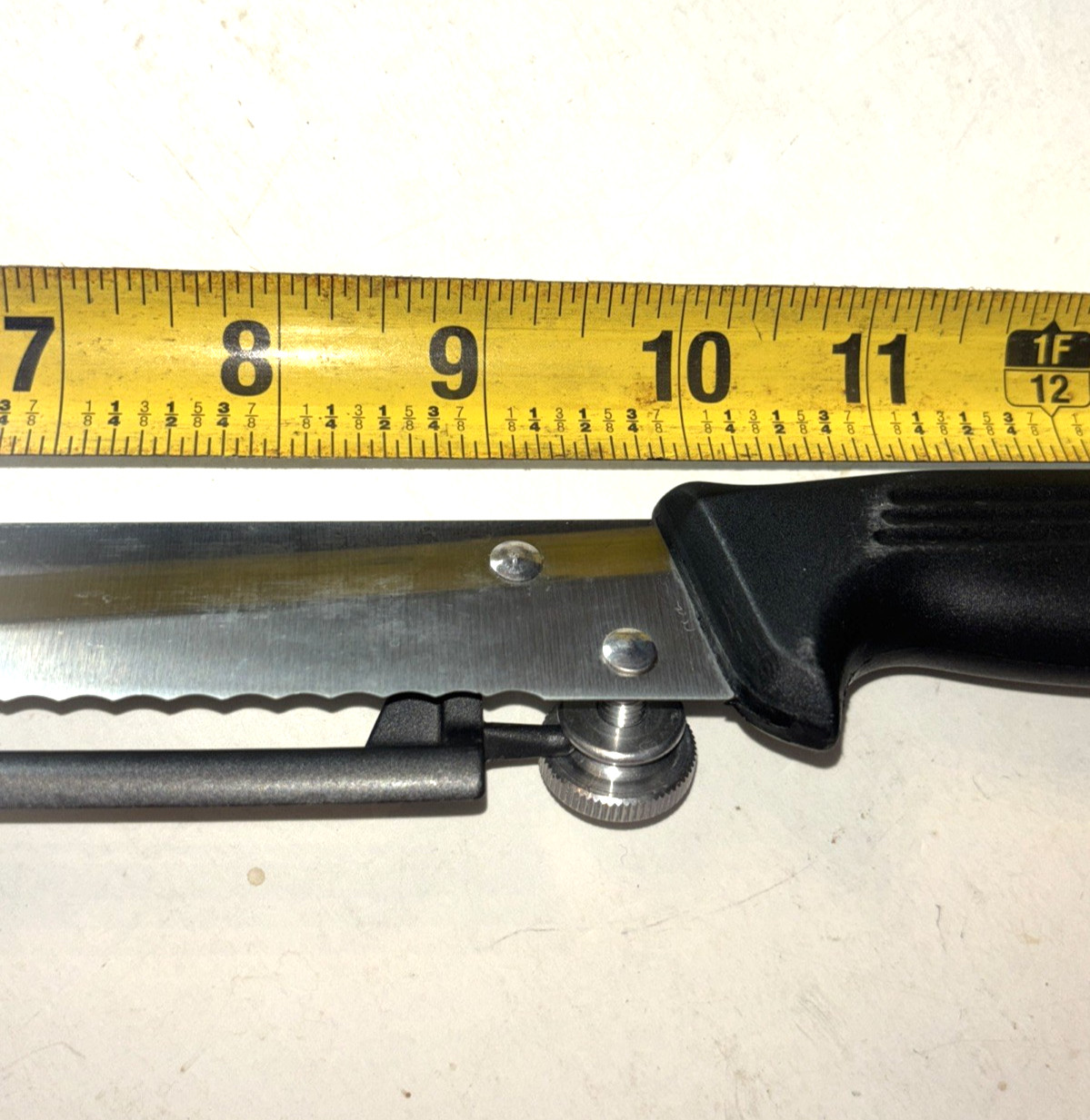 Montana Inox Knife Adjustable Bread Knife Made in Italy Serrated Knife 10″ Blade