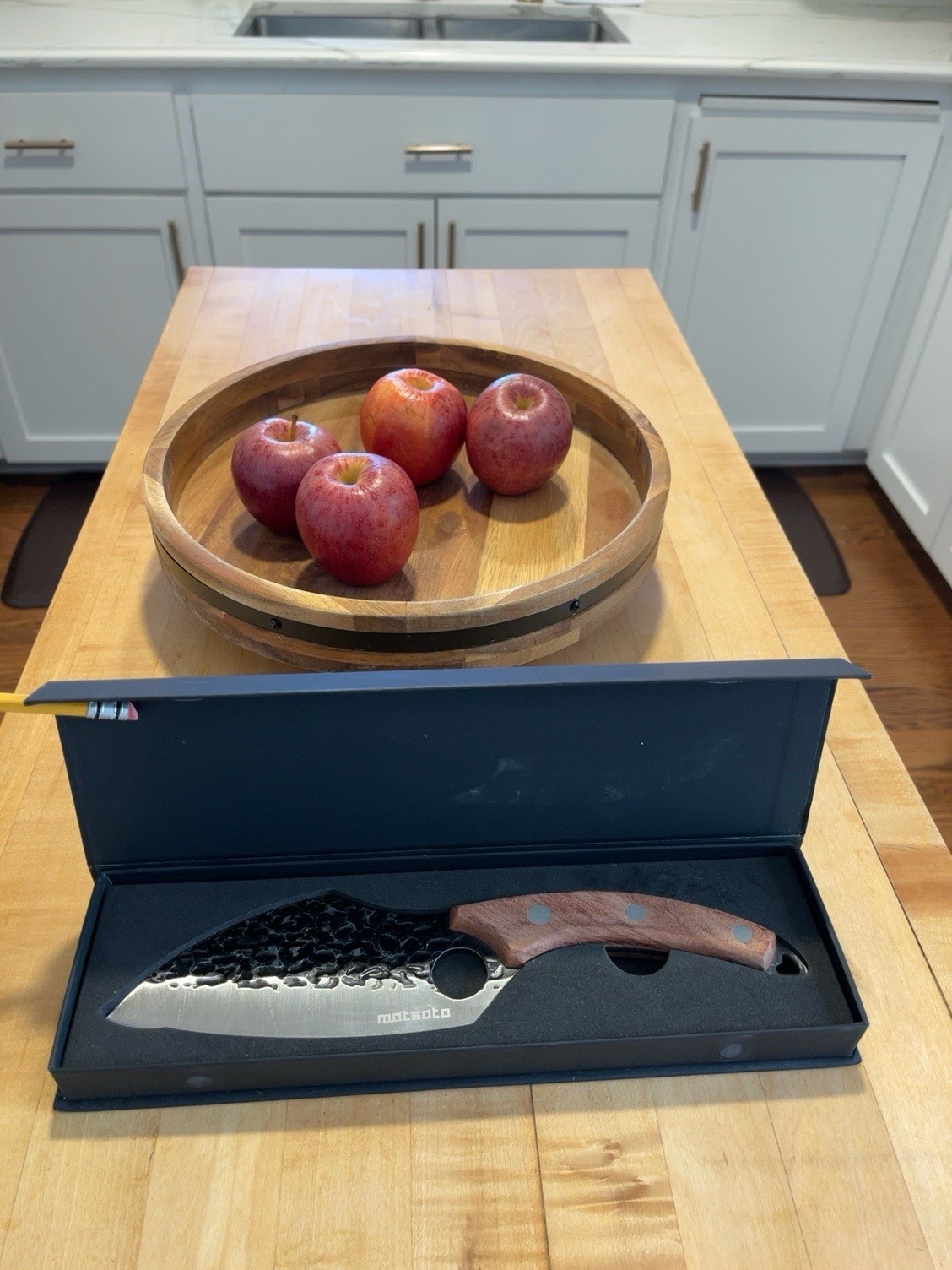 Matsato Chef Kitchen Knife 10.5” Hammered Stainless Steel Blade Wood Handle Box