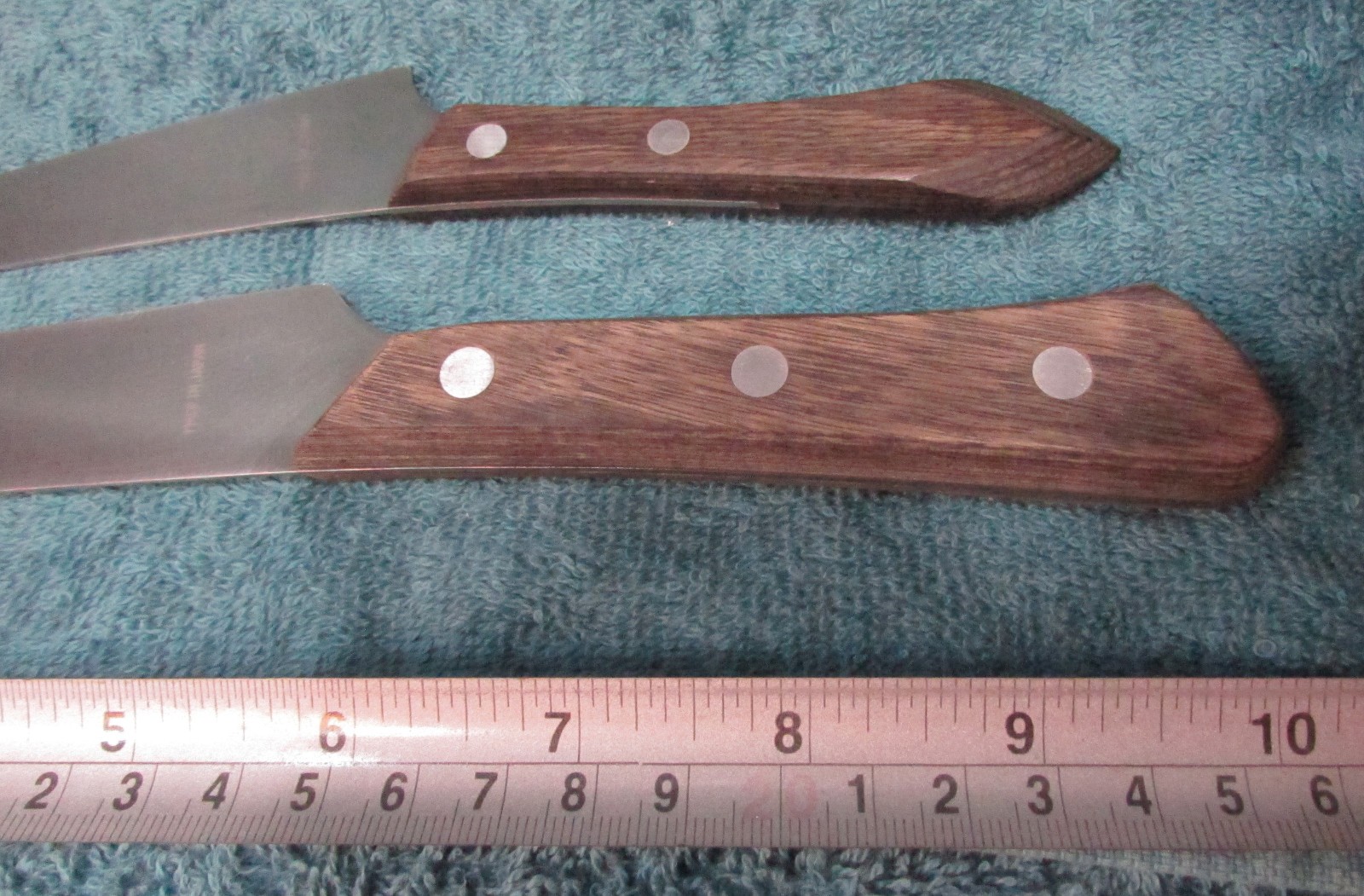 2 Vintage Round End MAC KITCHEN KNIVES Full Tang Rivet Wood Handles Made Japan