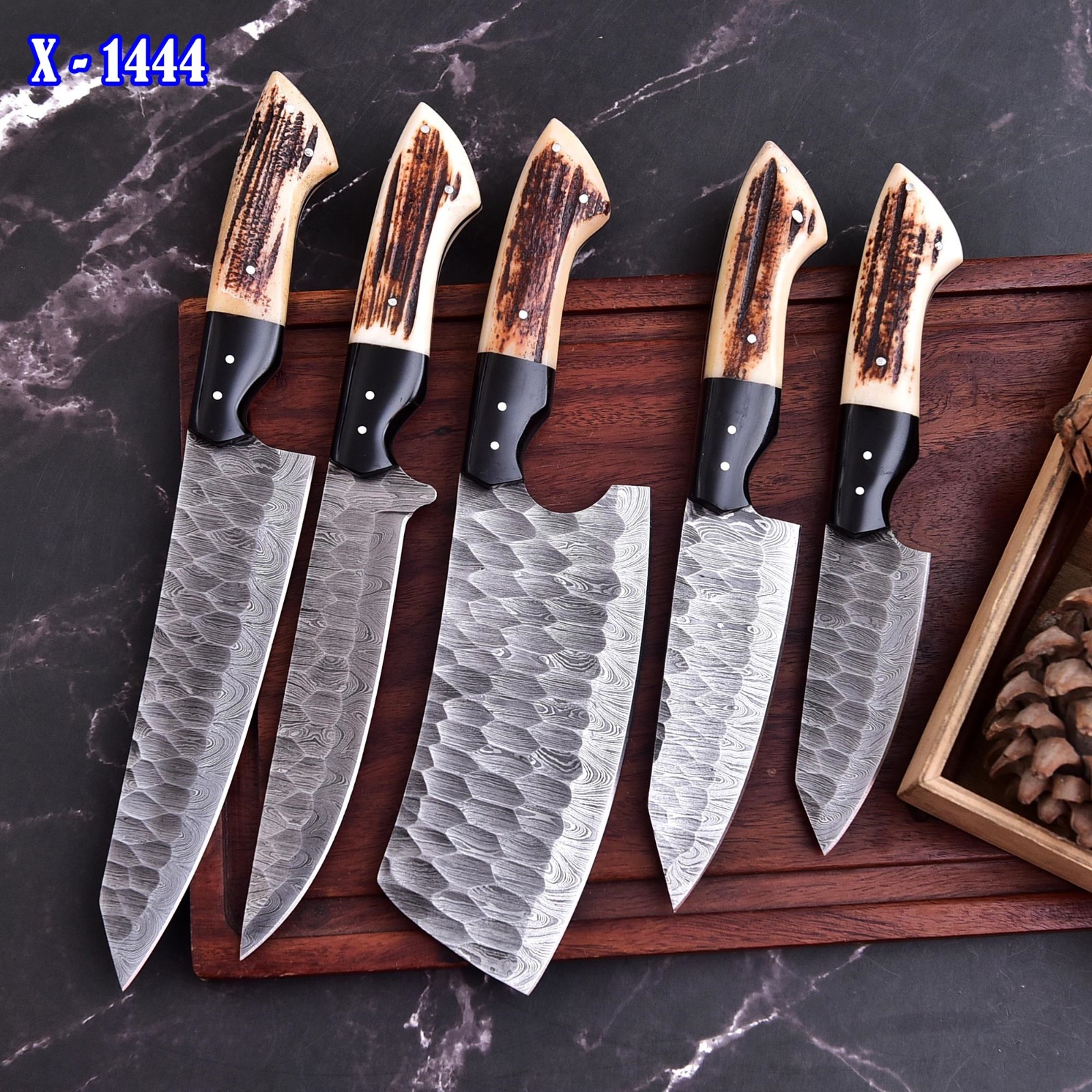 Master Chef Hand Forged Damascus Steel Chef Knifes Set Bull Horn Stag Handle