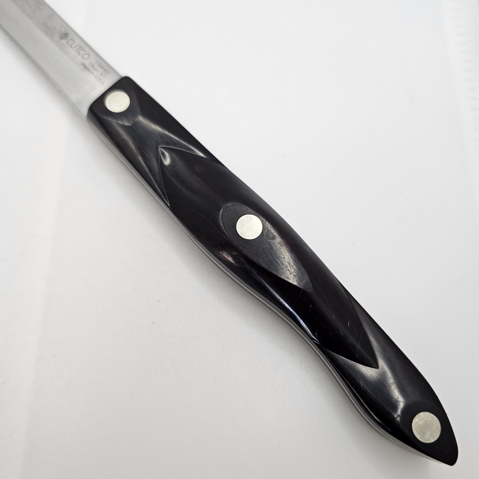 Cutco 1729 JI Petite Carver Knife – Classic Dark Brown Serrated
