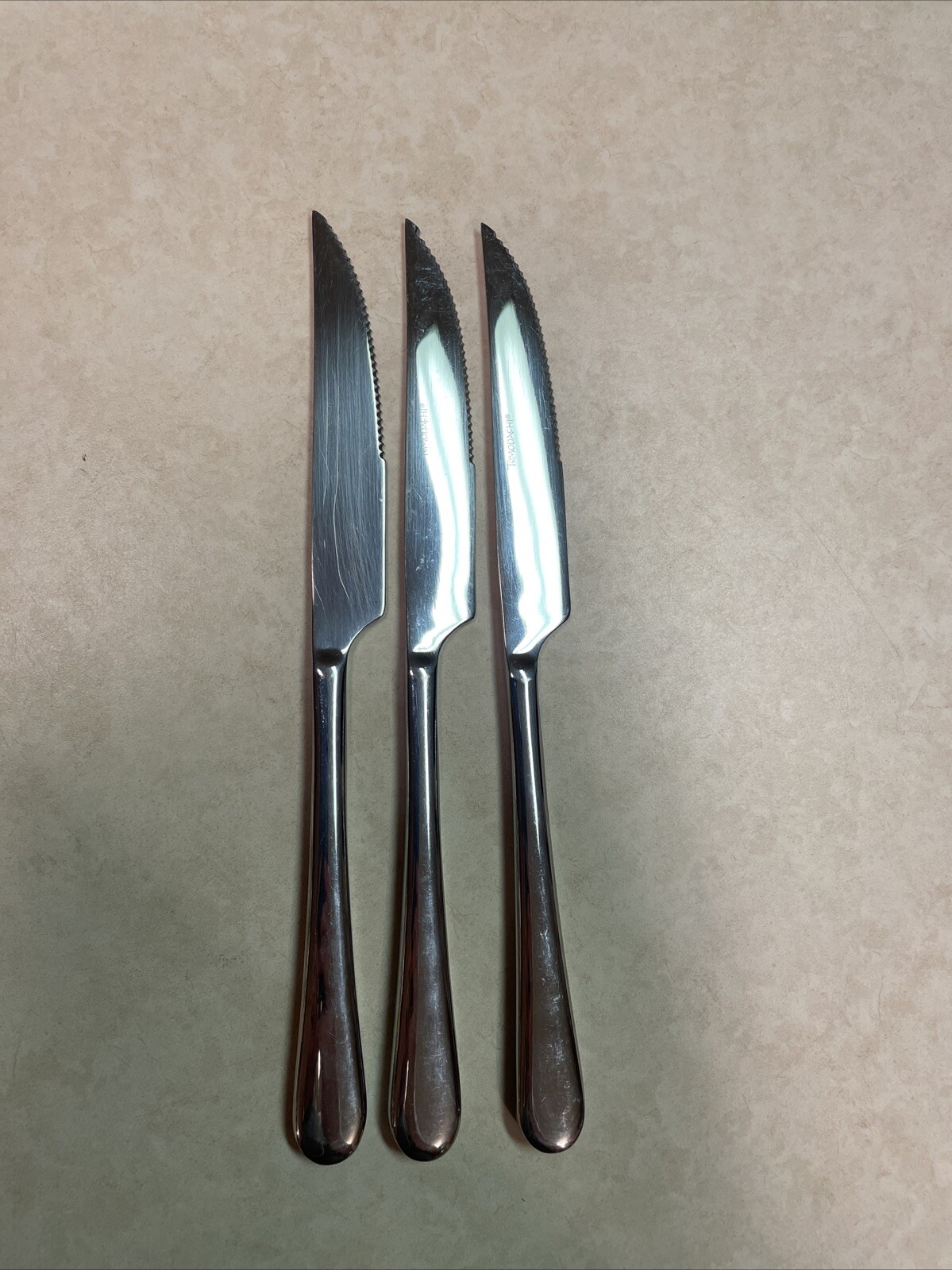 Tomodachi Steak Knives Stainless Steel Smooth Modern 9.5” Long Set of 3 READ