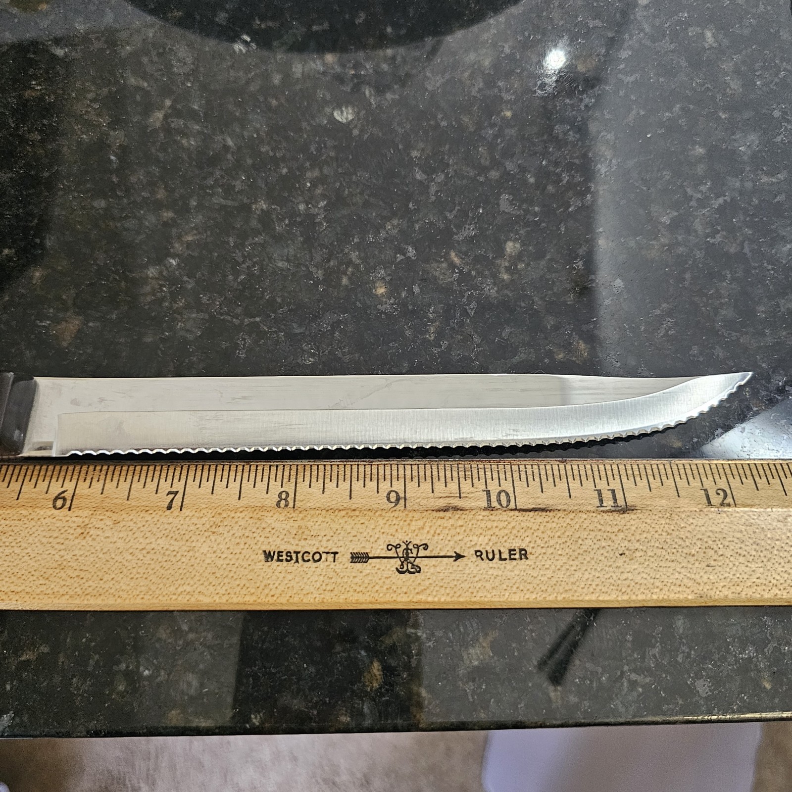 Cutco 1729 JI Petite Carver Knife – Classic Dark Brown Serrated