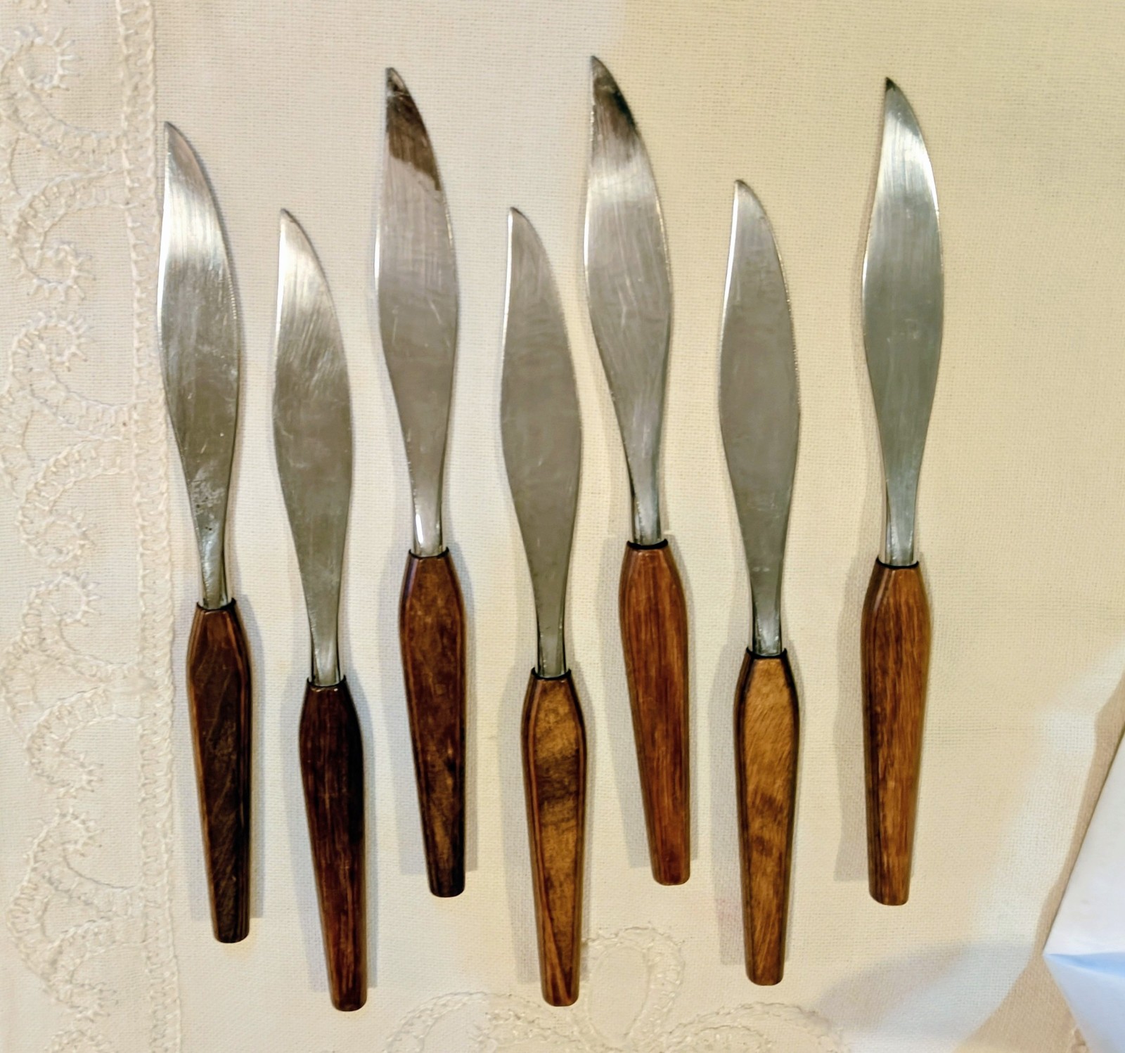 7 Danish Mode Steak Knives MCM Teak Wood Stainless Fleetwood Designer Stainless