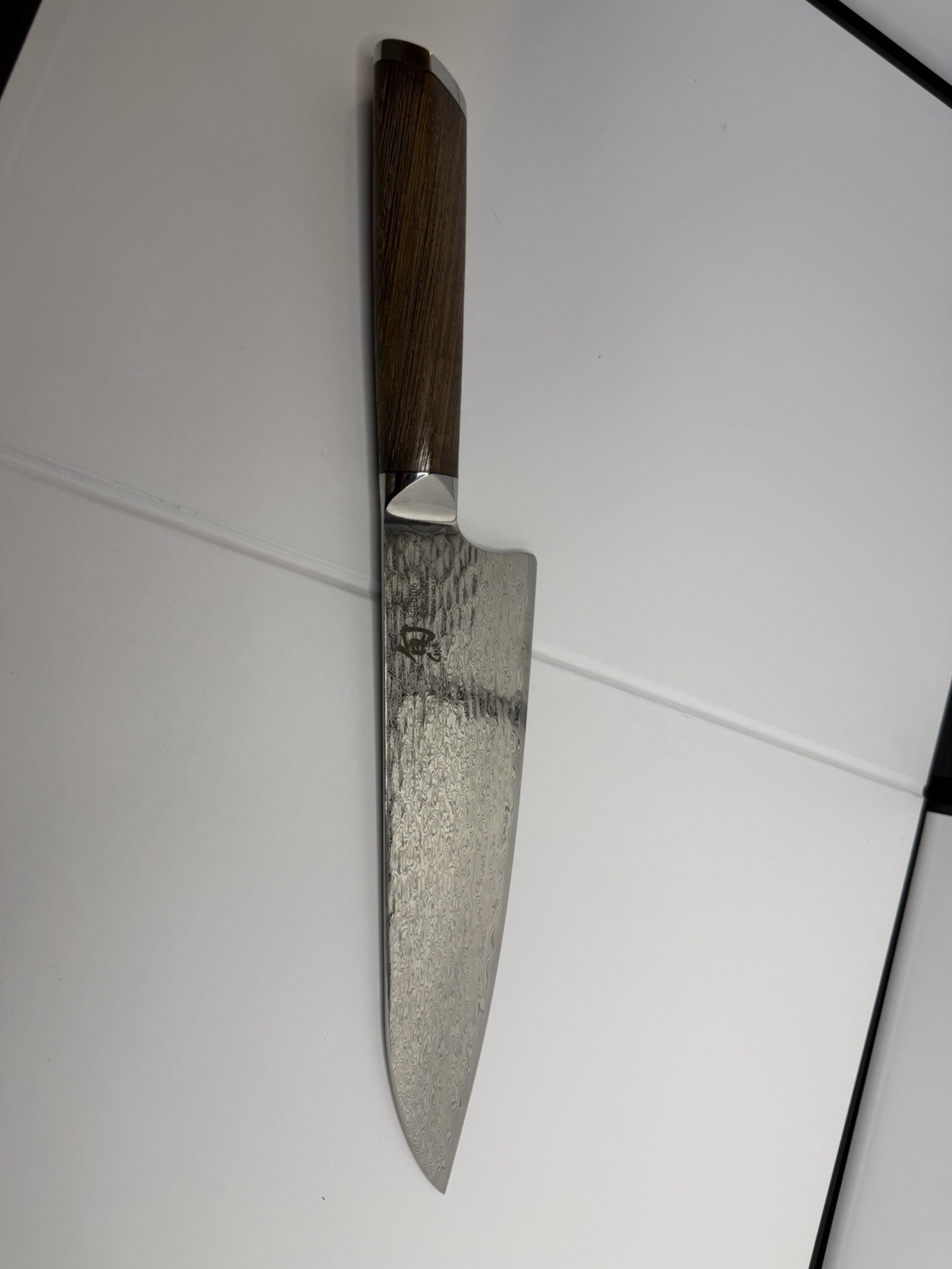 SHUN FUJI SGE0706 SG2 161-LAYER DAMASCUS 8 1/2-INCH CHEF’S KNIFE