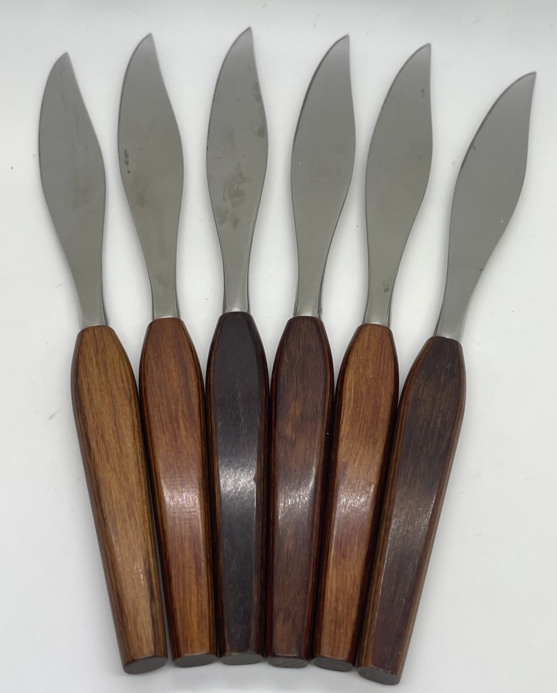 Set of 6 Vintage Fleetwood Designer Steak Knives Stainless with Teak Handles