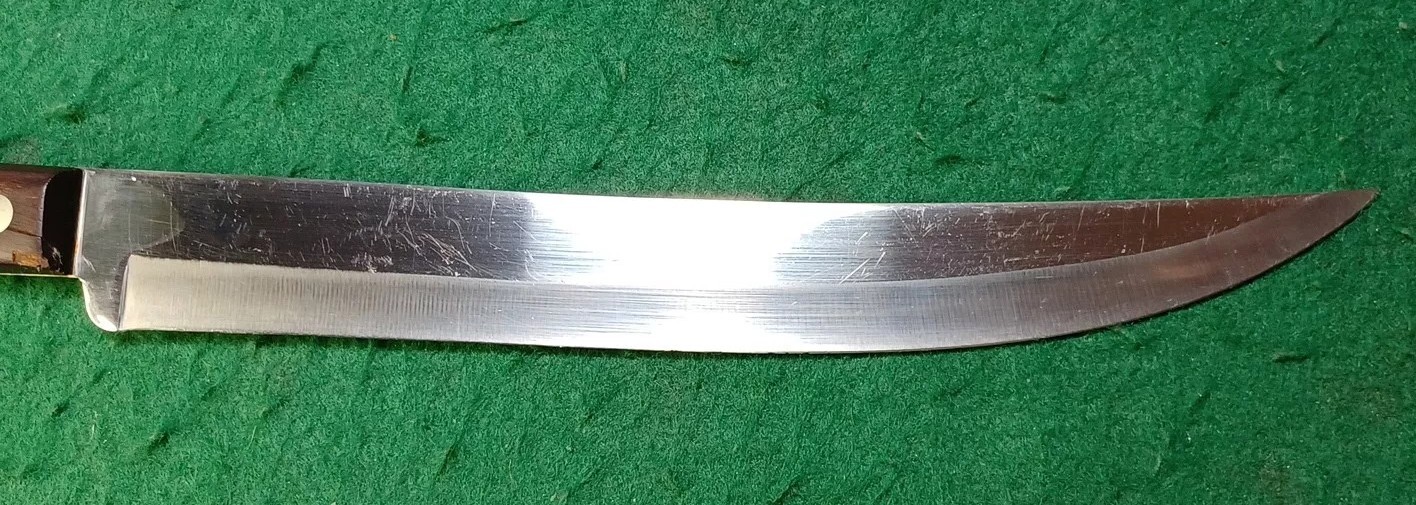 CASE XX Stainless CAP 283-8″ Carving Knife, With Finger Groove Handle