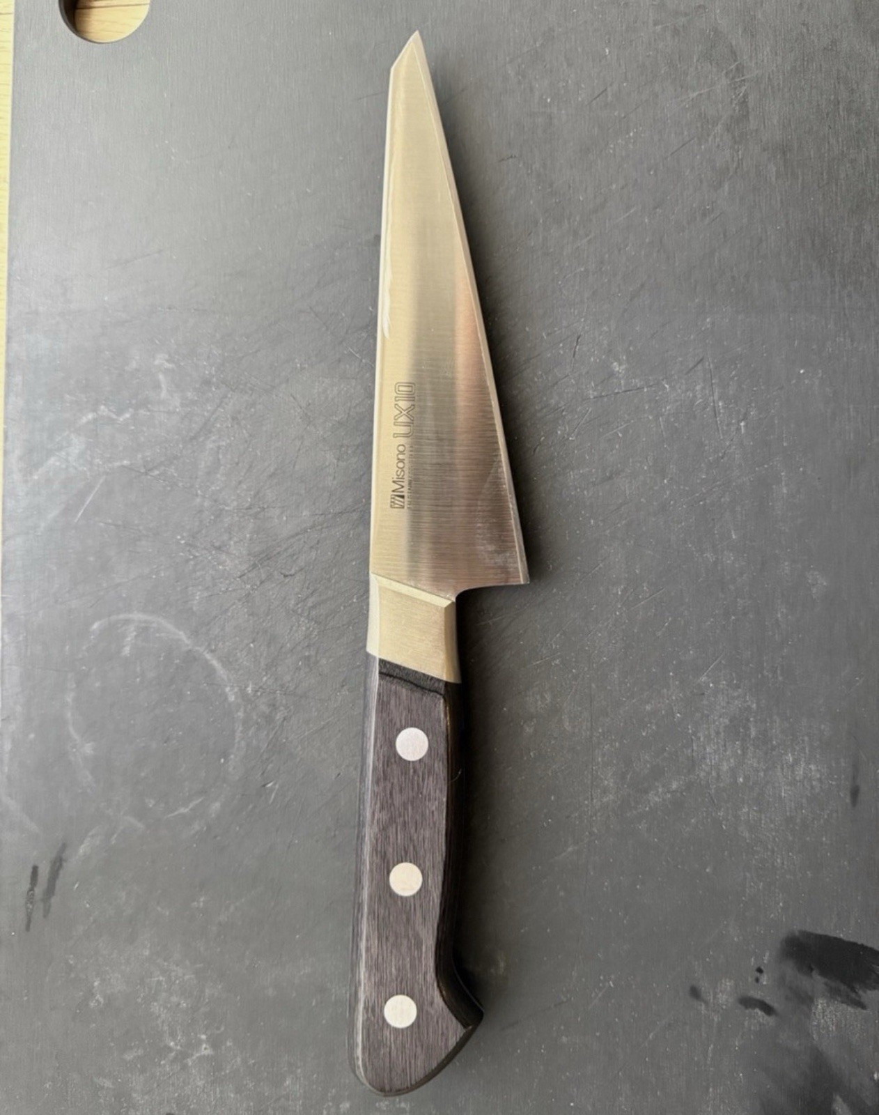 Misono ux10 honesuki