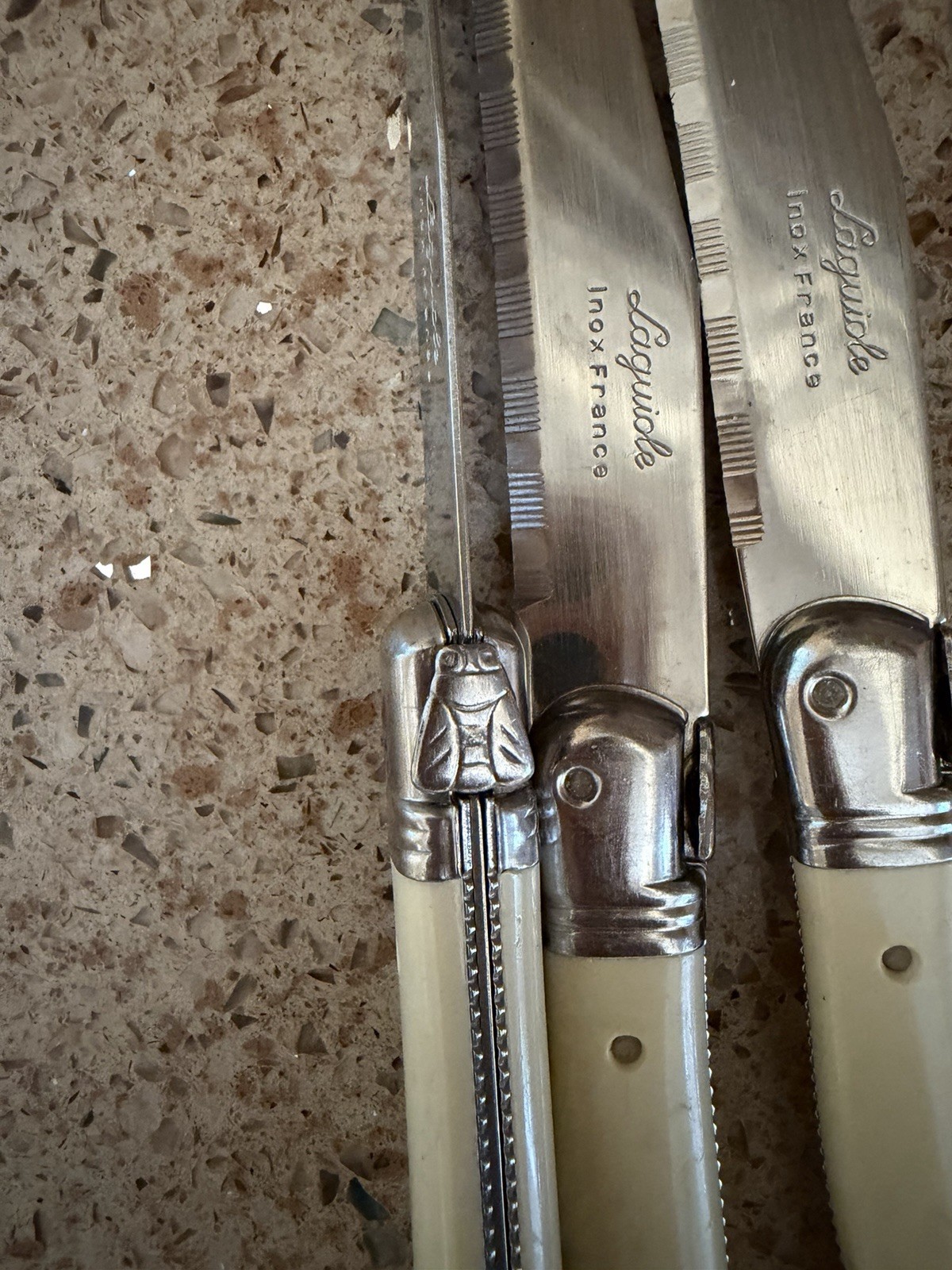 Laguiole Inox France Steak Knife Set of 7 Ivory Handle Bee Emblem Vintage
