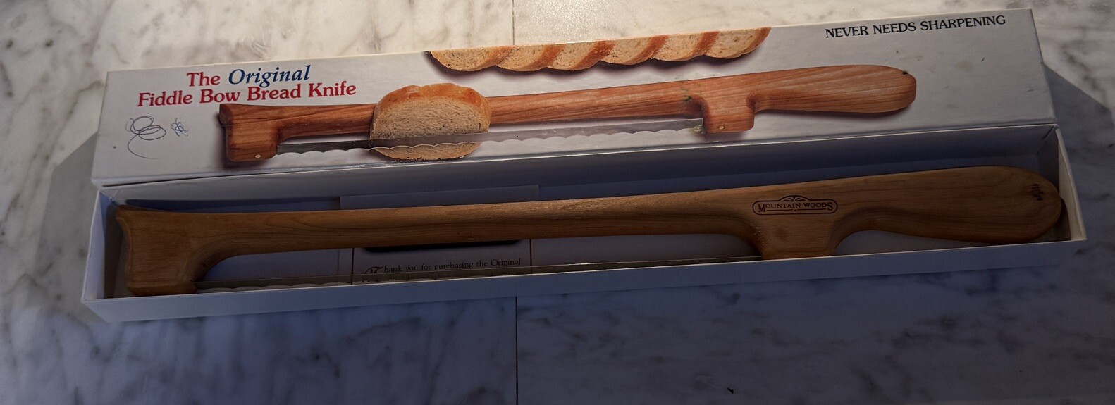 Mountain Woods The Original Fiddle Bow Bread Knife Cherry Wood Right Hand W/ Box