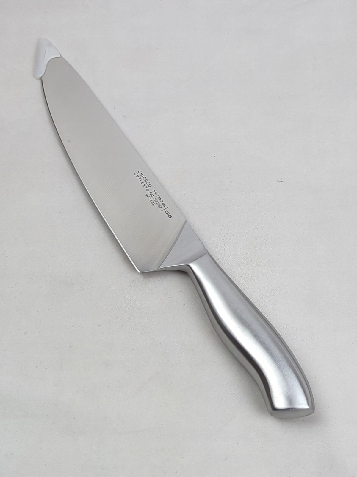CHICAGO CUTLERY Insignia Series Kitchen Knives, High-Carbon w/ Stainless HANDLES