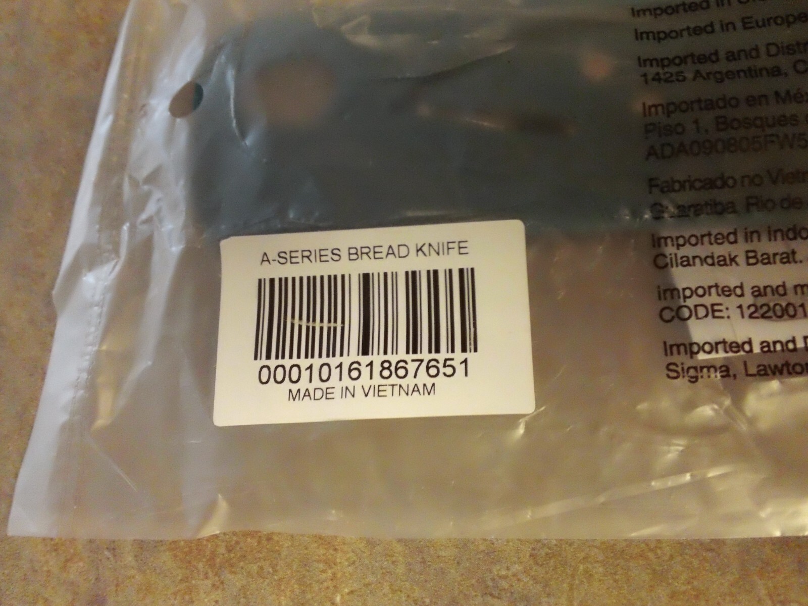 Tupperware Universal Series Bread Knife Teal-NIP