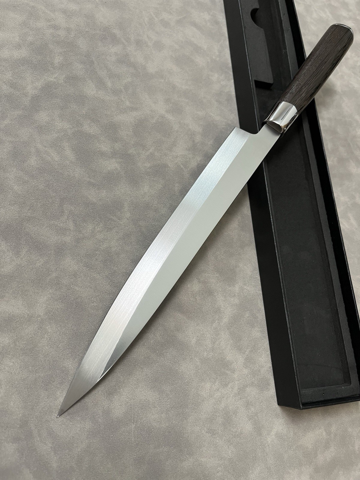 240mm 9.5″ Yanagiba Sushi Knife Single Bevel Right Hand Wenge Handle 7Cr Steel