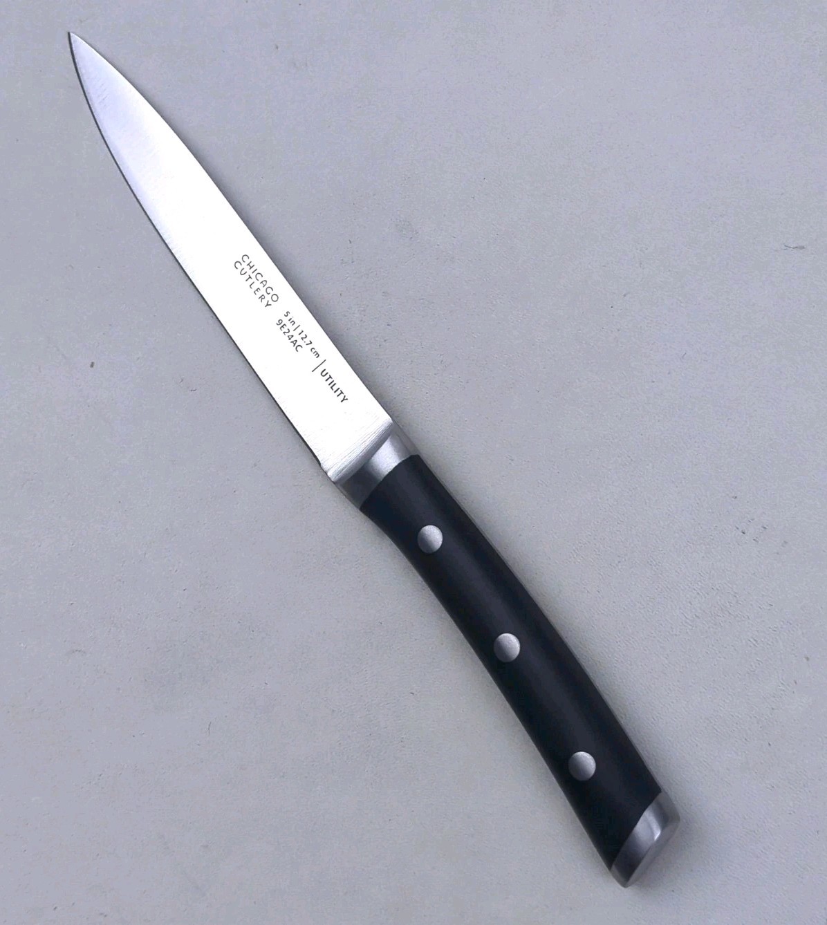 Chicago Cutlery DAMEN 5″ UTILITY Knife, Stainless Steel Blade, Full-Tang, NEW