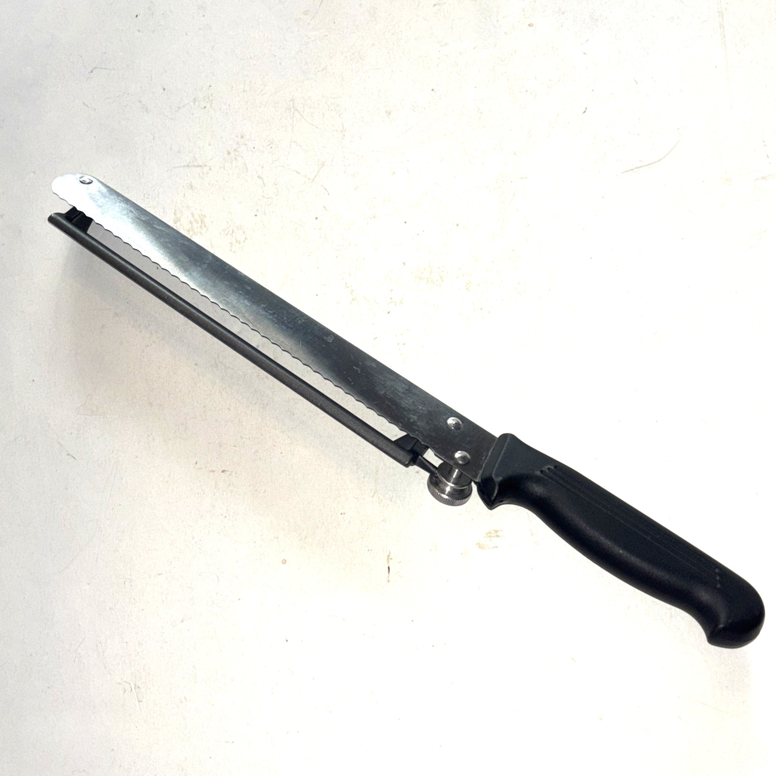 Montana Inox Knife Adjustable Bread Knife Made in Italy Serrated Knife 10″ Blade