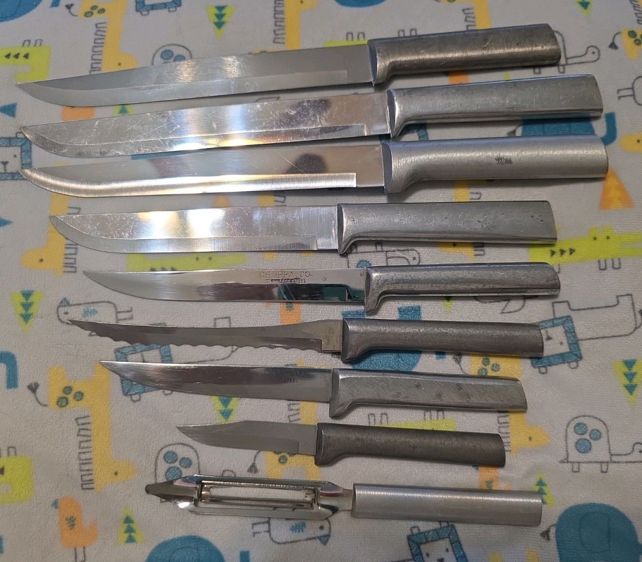 9 Rada & Rada Style Knives