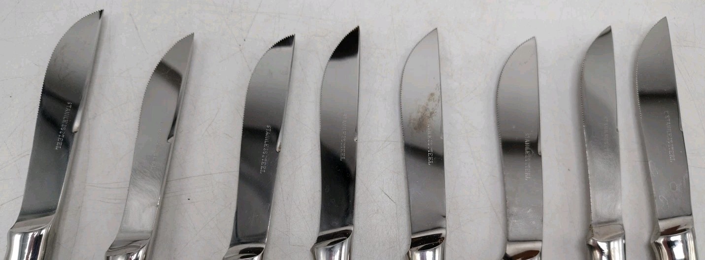 Vintage Carnis Amantibus Serrated Steak Knives Wooden Handles Set Of 8 With Case