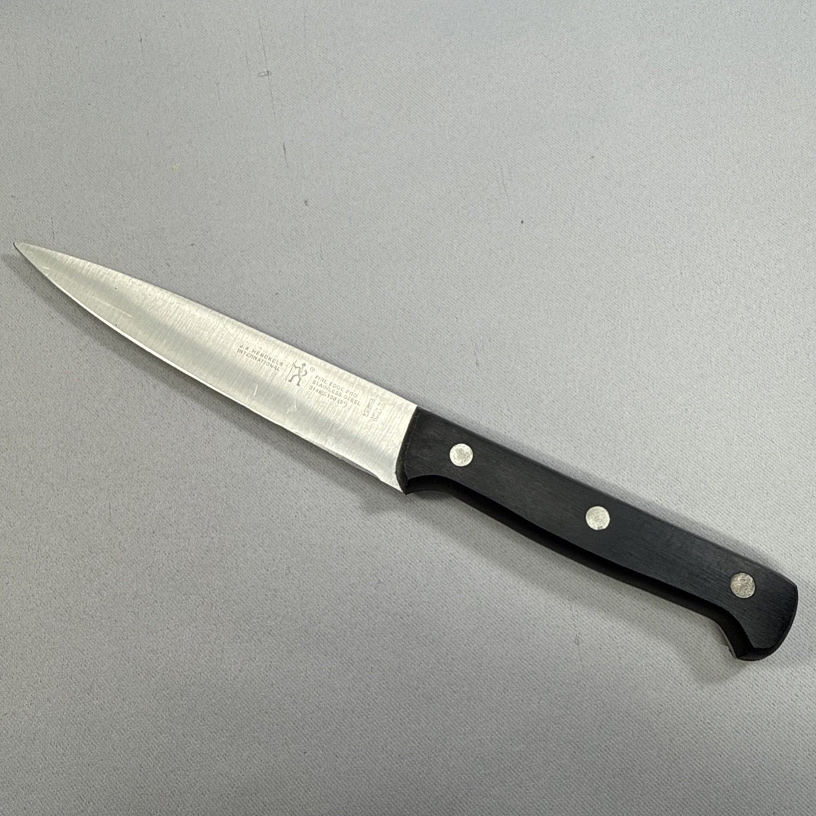 JA HENCKELS FINE EDGE PRO 31462-130 5″ GERMAN STAINLESS BLADE UTILITY KNIFE CHIN