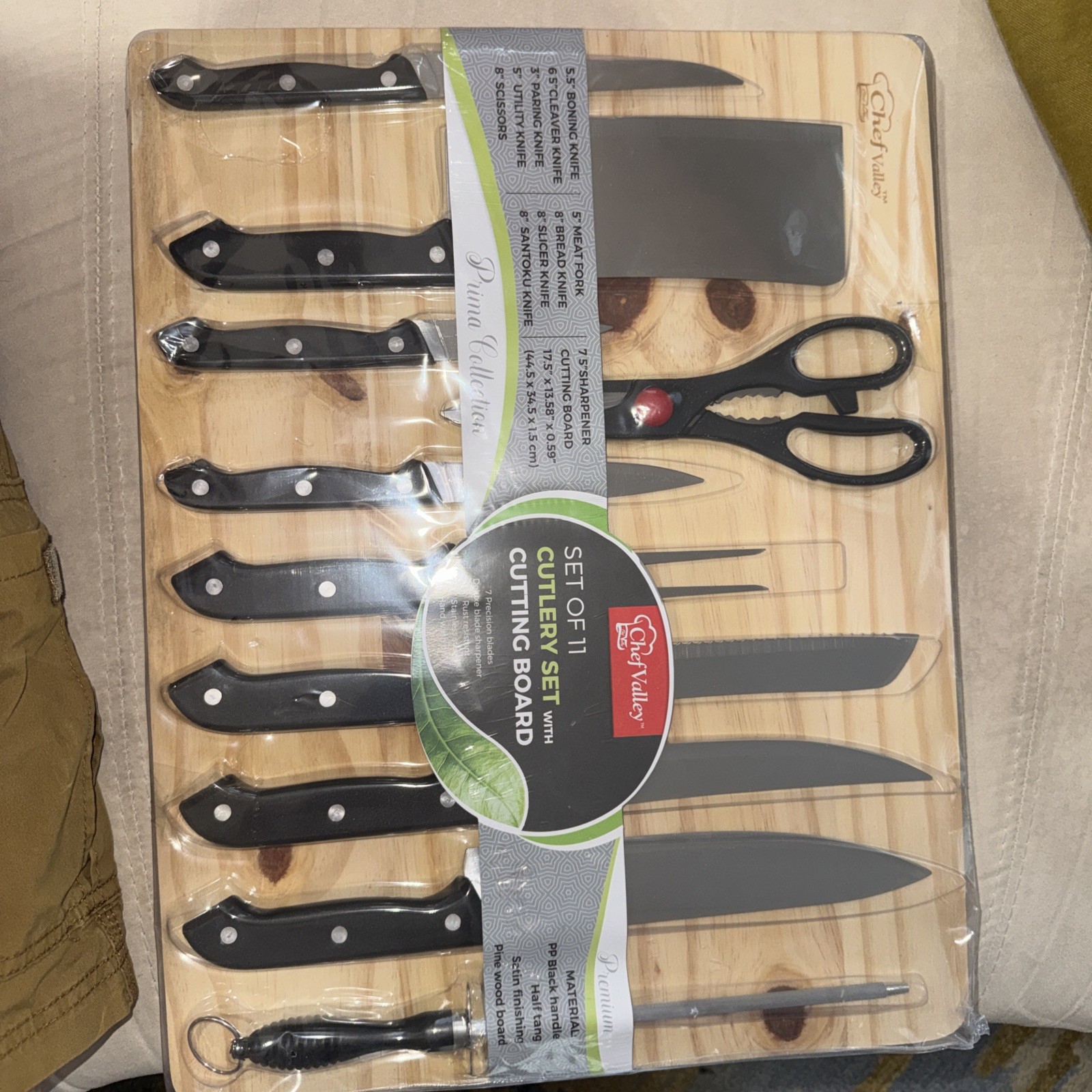 Chef Valley 11 Piece Cutlery Knife Set With Pine Wood Cutting Board New Sealed