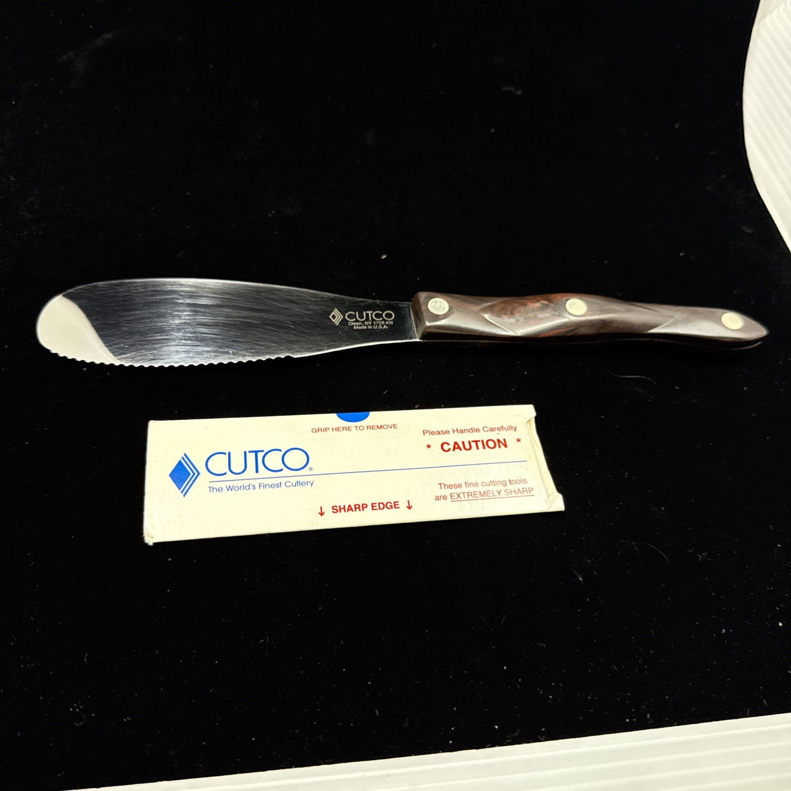 Cutco No. 1768 KG Serrated Spatula Spreader Knife Dark Brown Handle
