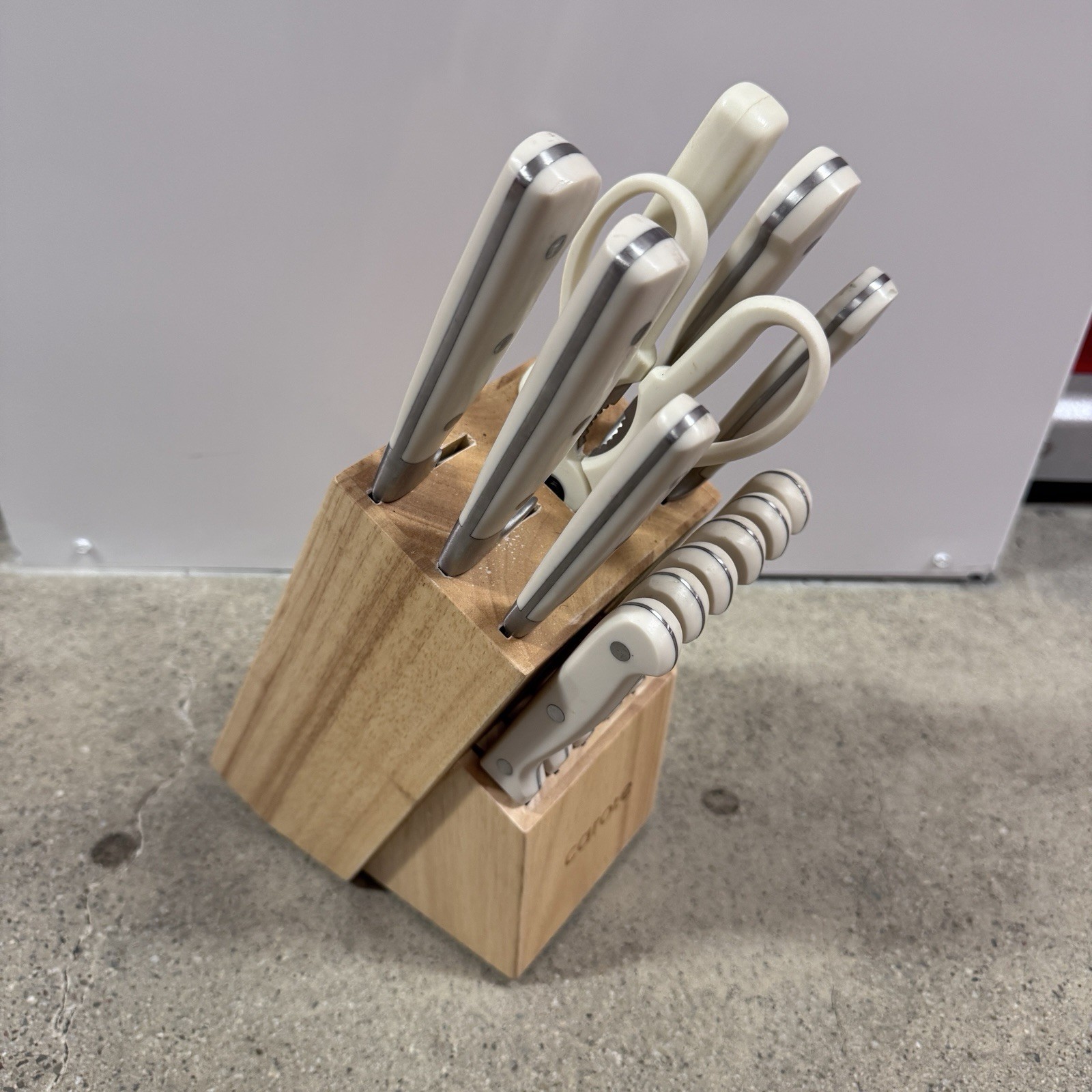 CAROTE 14-Piece Stainless Steel Knives ~ Wooden Block ~ Ergonomic Handle ~ WHITE