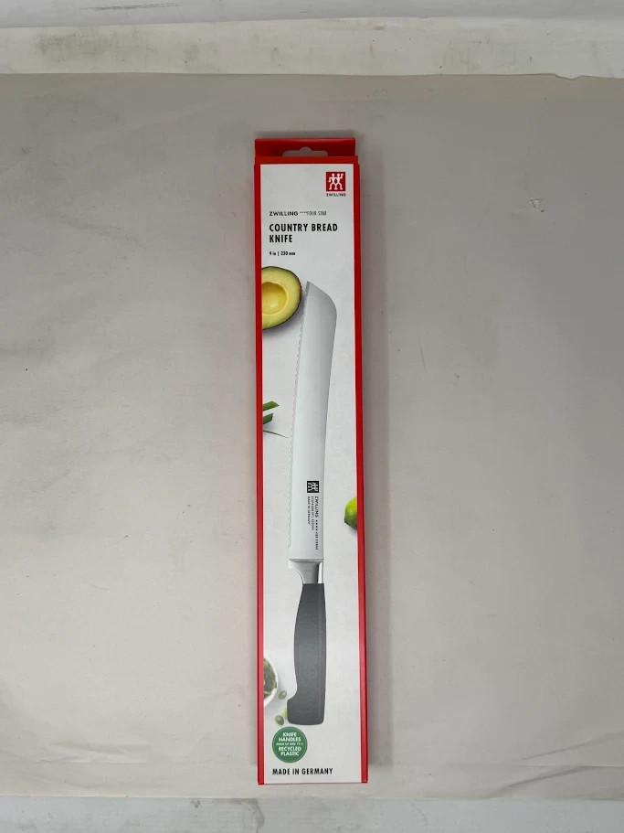 ZWILLING Four Star 9-inch Country Bread Knife