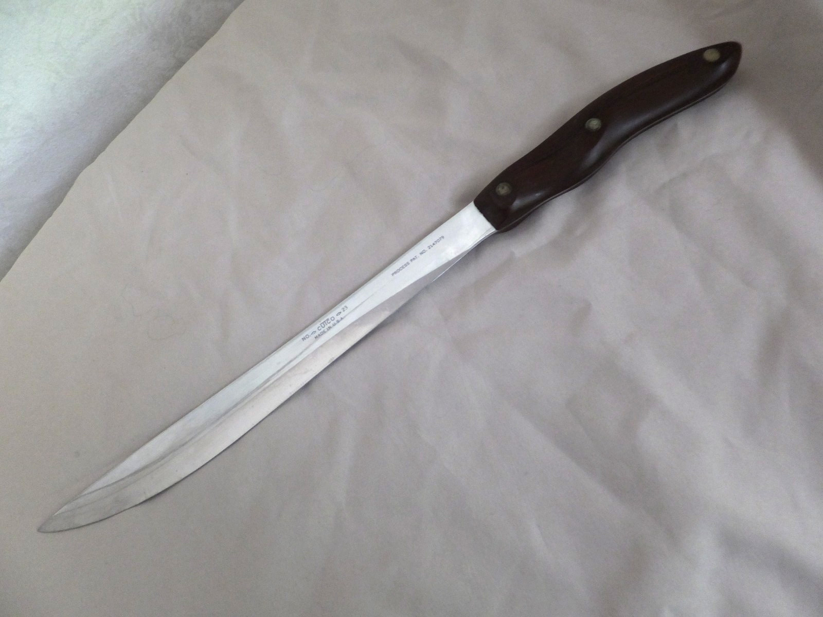 Vintage Cutco No. 23 & 24 Bread Knife & Carving Blade Classic Brown Handle USA