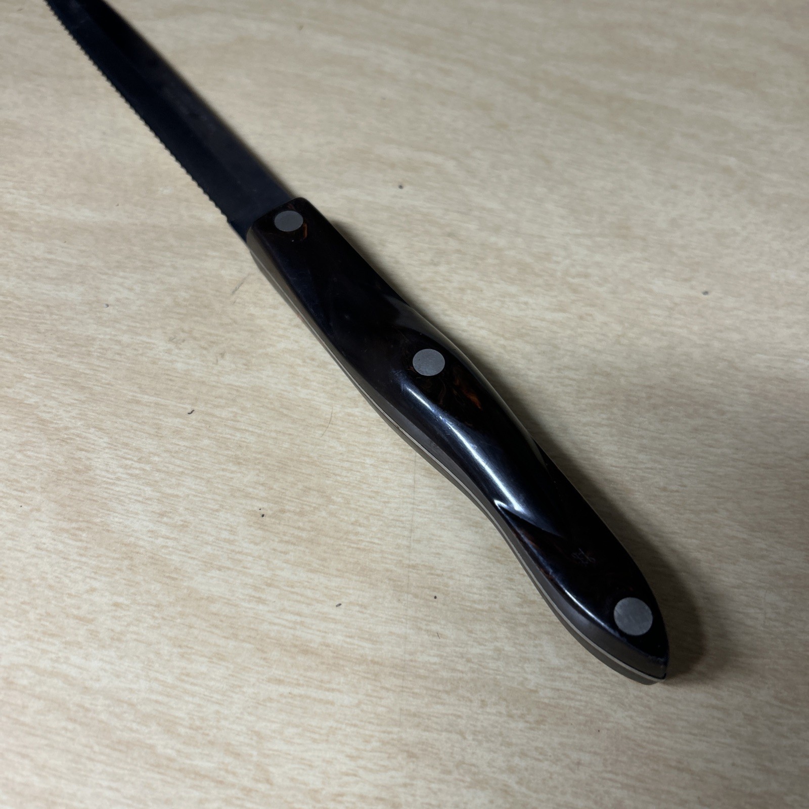 Cutco 1729 7 Inch Blade Carver Knife – Classic Dark Brown
