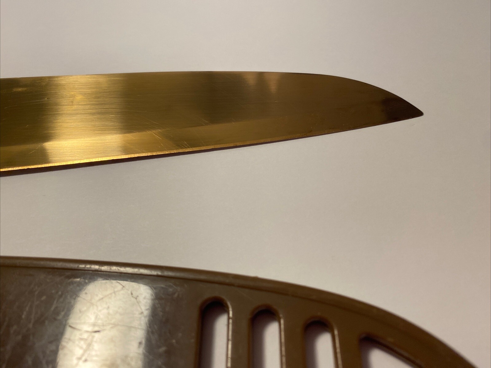 Hampton Forge Titanium 8″ Chef’s Chef Knife with Blade Guard Soft Grip Handle