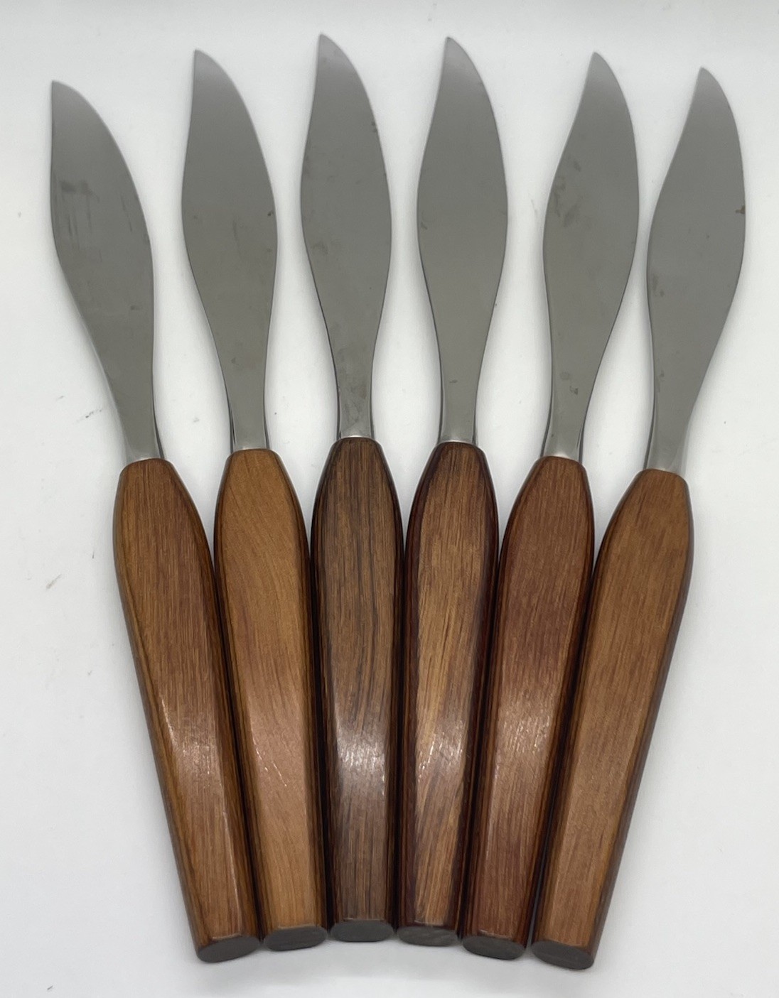 Set of 6 Vintage Fleetwood Designer Steak Knives Stainless with Teak Handles