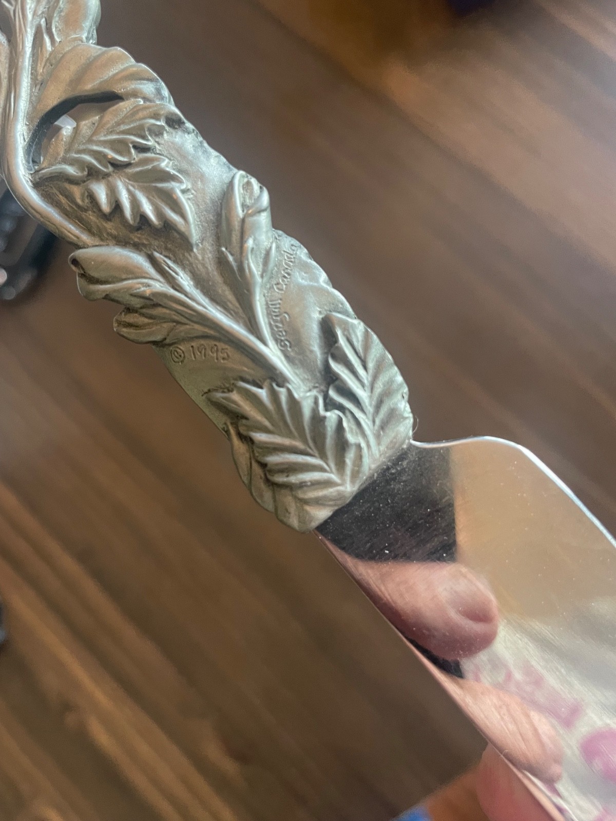 super keen Seagull Pewter bread/ CAKE Knife Used-13 INCHES- Canada