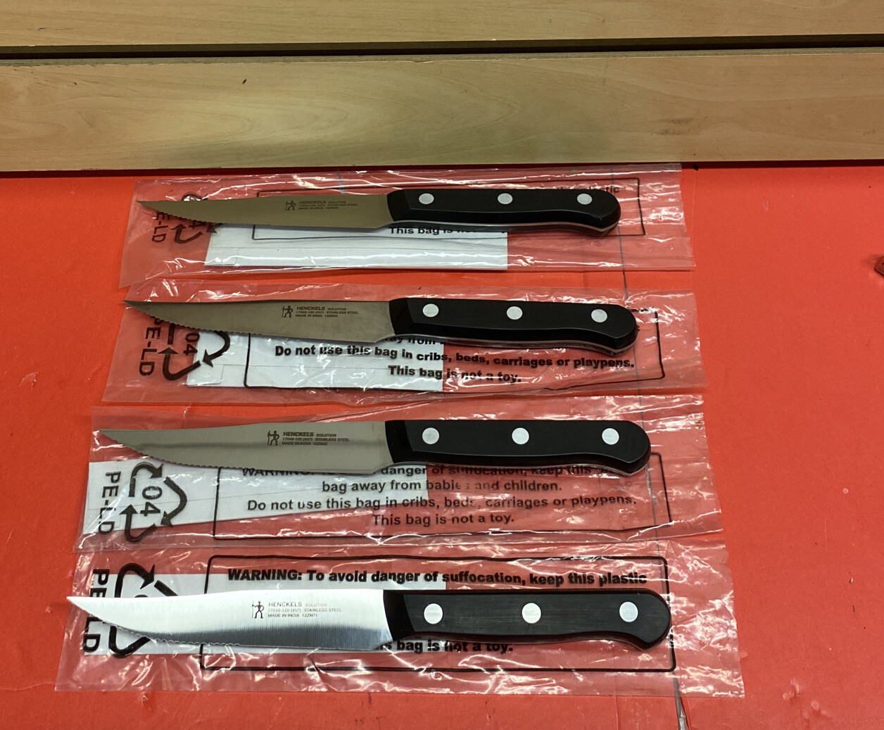 J.A Henckels Solution 4.75″ Steak Knives 4 Pc 17549-120 Made in India @