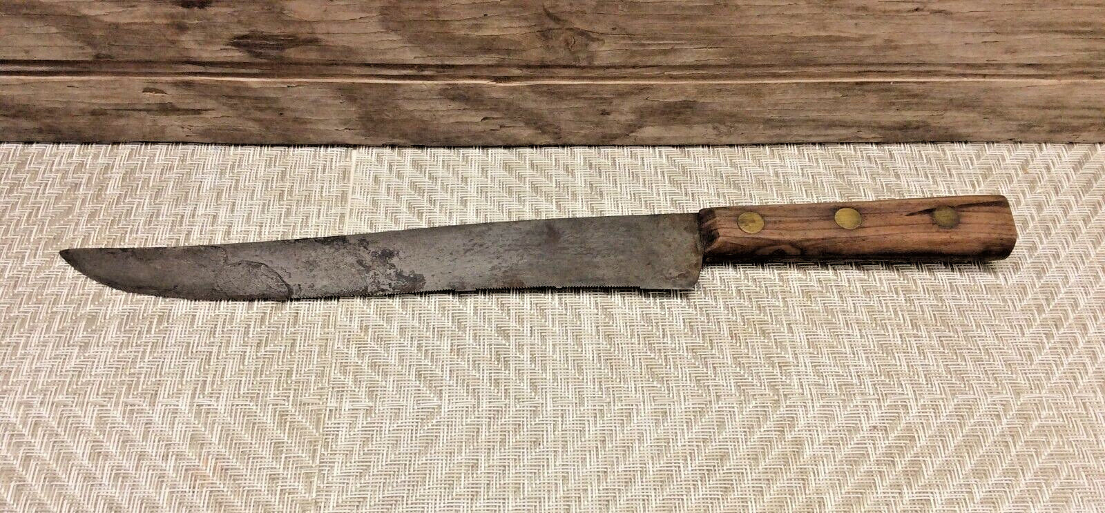 Antique 1940s Carbon Steel Carving Knife 9.25″ Micro Serrated Blade Wood Handle