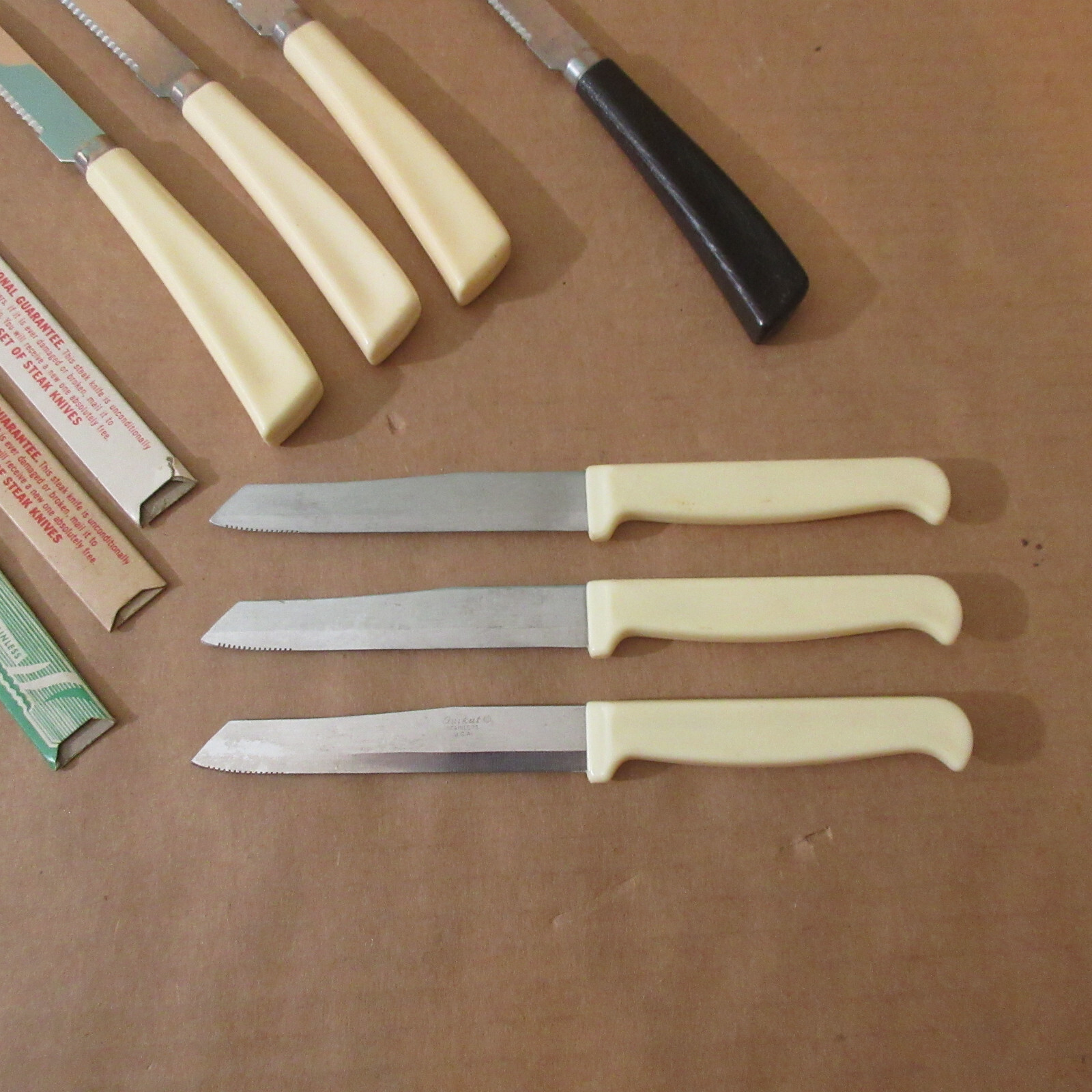 Vtg lot 14 Quikut + Unmarked Ivory Cream Steak Knife Set USA Stainless Steel